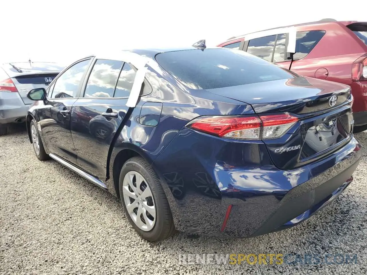 3 fotografías del automóvil dañado 5YFEPMAE9NP357337 TOYOTA COROLLA 2022