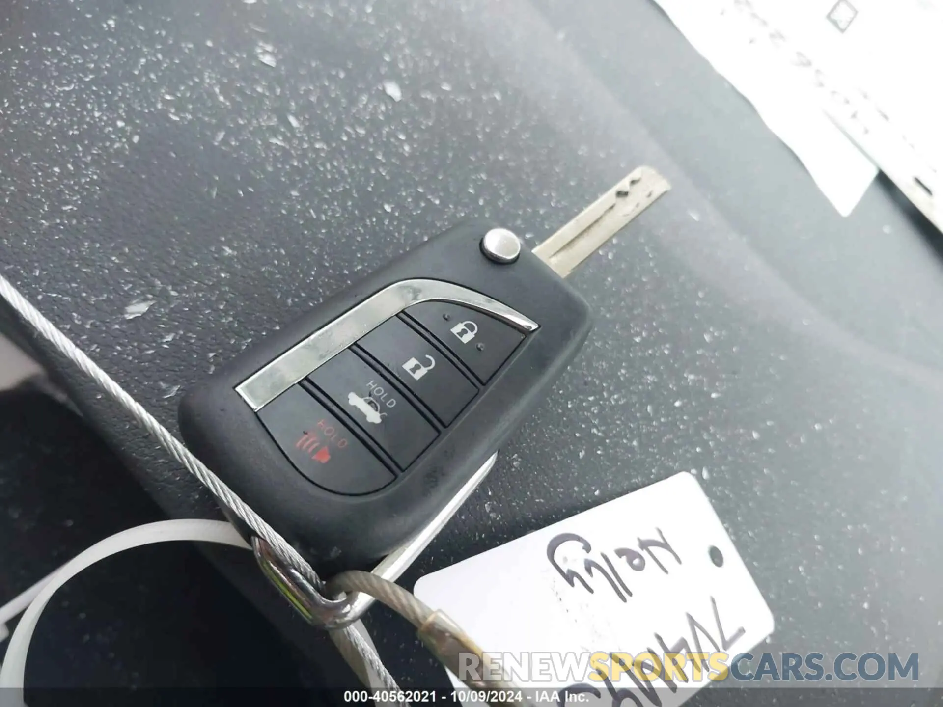 11 fotografías del automóvil dañado 5YFEPMAE9NP358018 TOYOTA COROLLA 2022