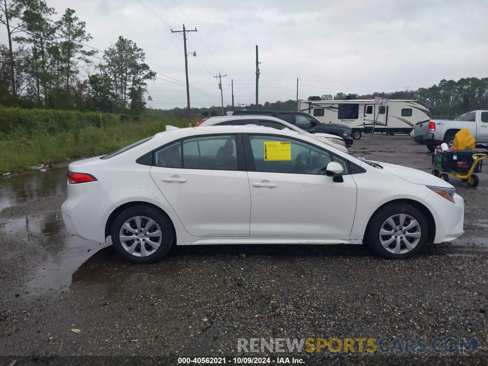 13 fotografías del automóvil dañado 5YFEPMAE9NP358018 TOYOTA COROLLA 2022