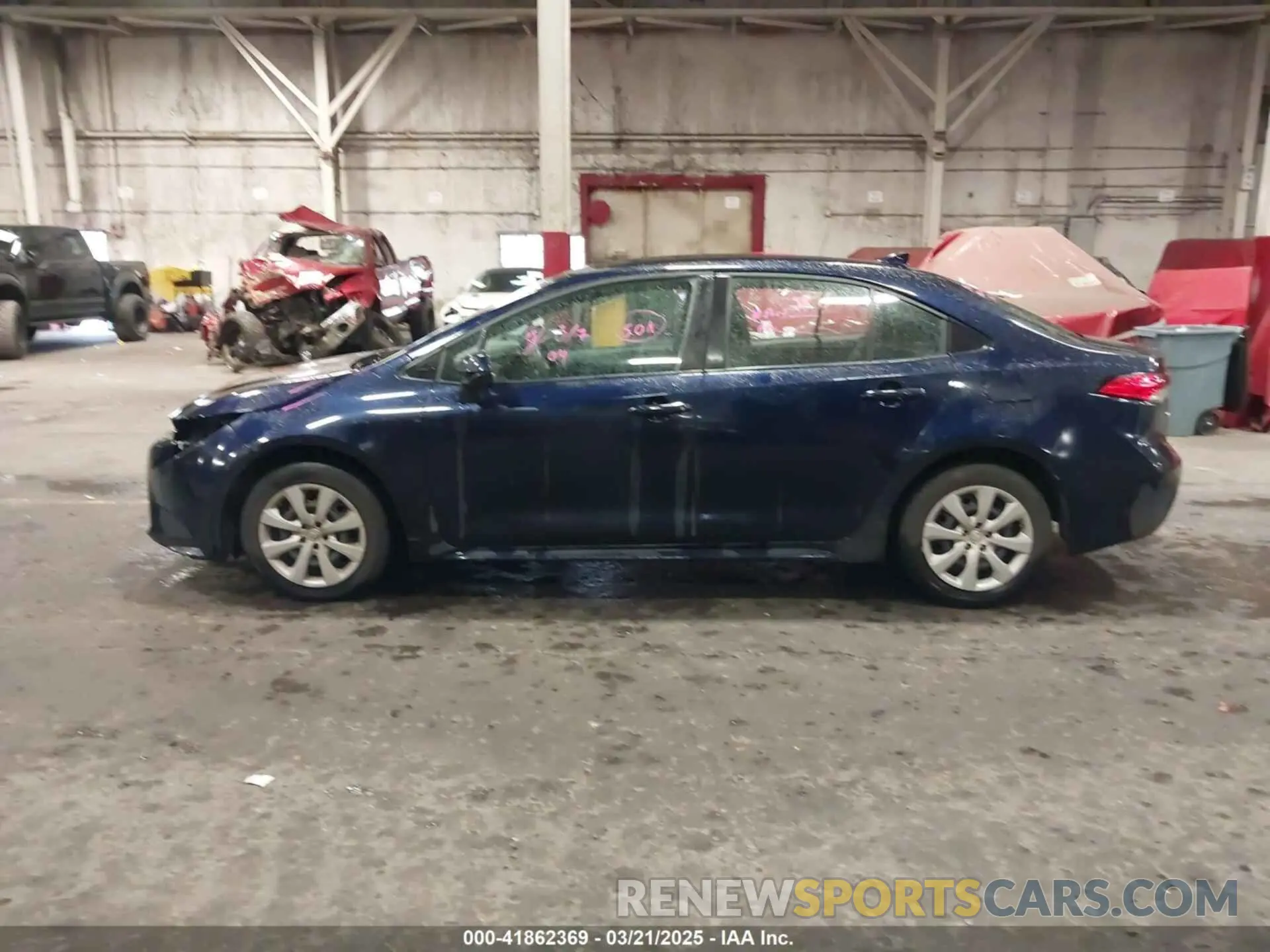 15 fotografías del automóvil dañado 5YFEPMAE9NP366362 TOYOTA COROLLA 2022