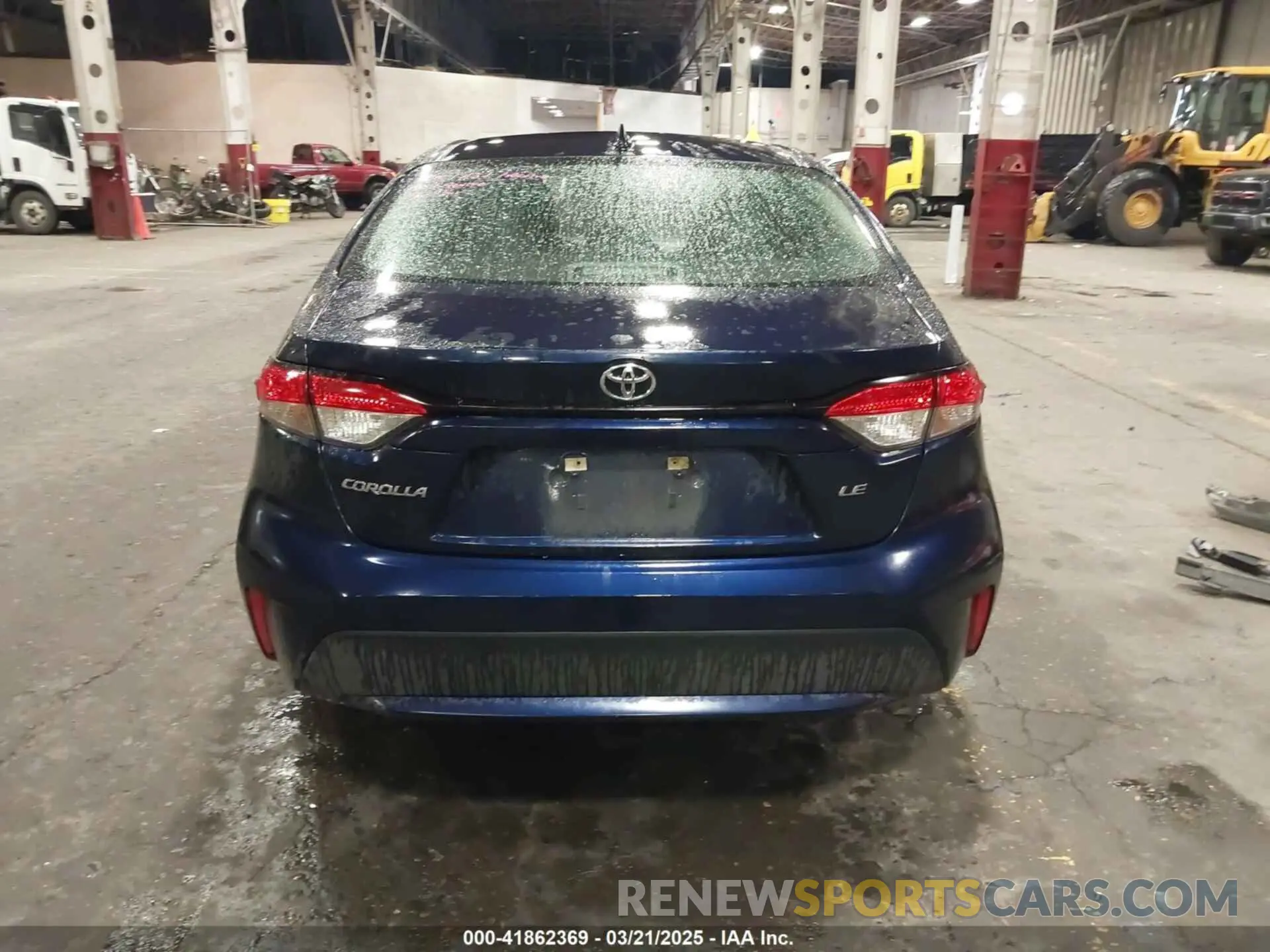 17 fotografías del automóvil dañado 5YFEPMAE9NP366362 TOYOTA COROLLA 2022