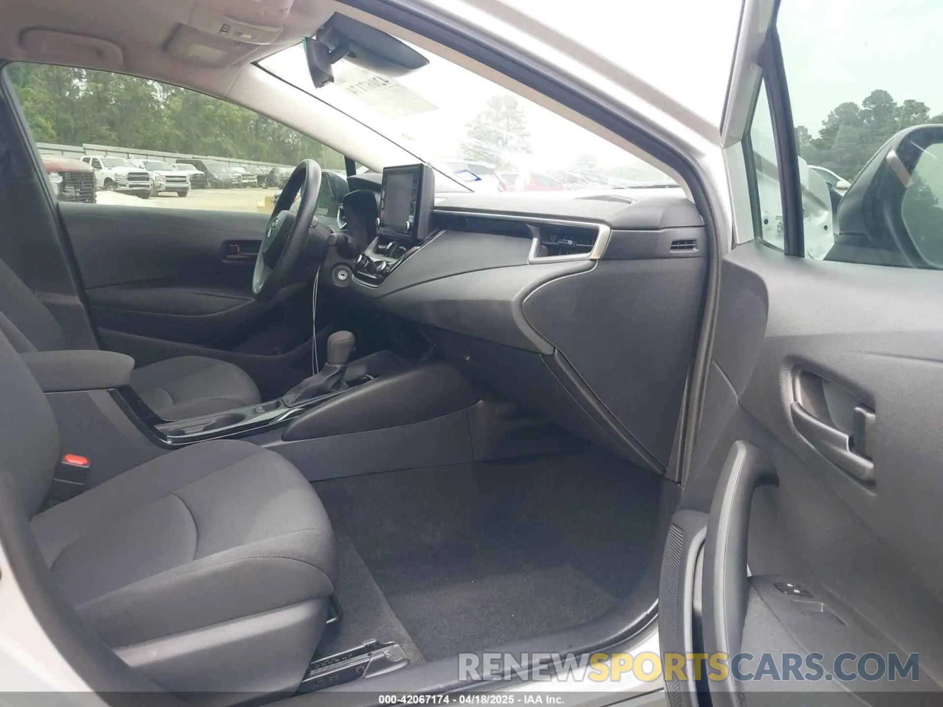 5 fotografías del automóvil dañado 5YFEPMAE9NP382593 TOYOTA COROLLA 2022