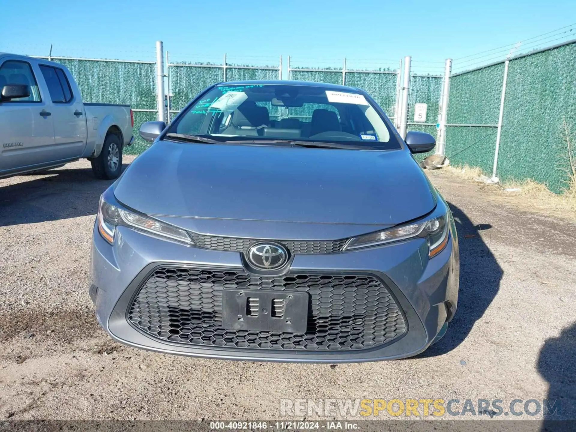 12 fotografías del automóvil dañado 5YFEPMAE9NP391732 TOYOTA COROLLA 2022