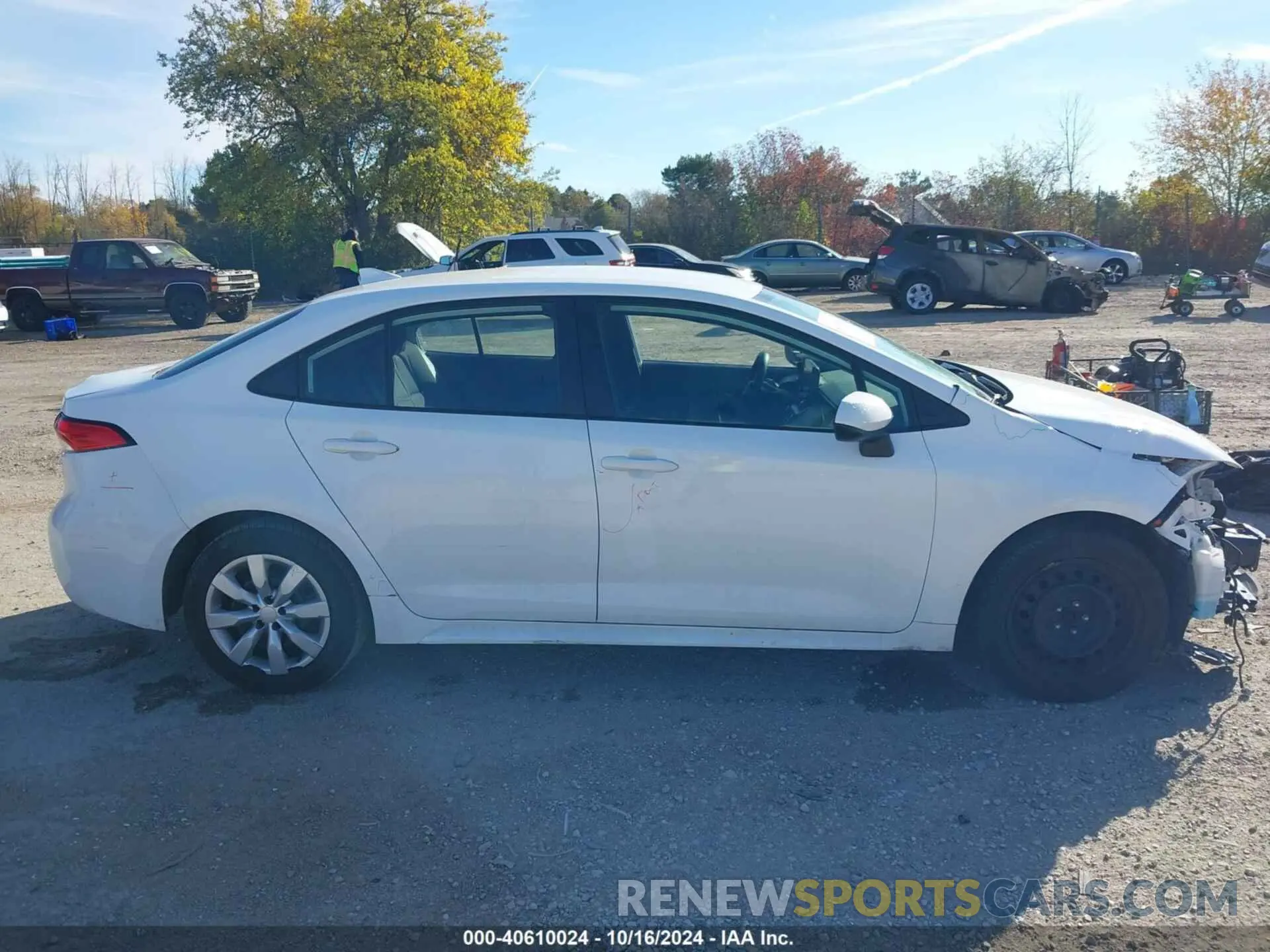 14 fotografías del automóvil dañado 5YFEPMAEXNP275813 TOYOTA COROLLA 2022