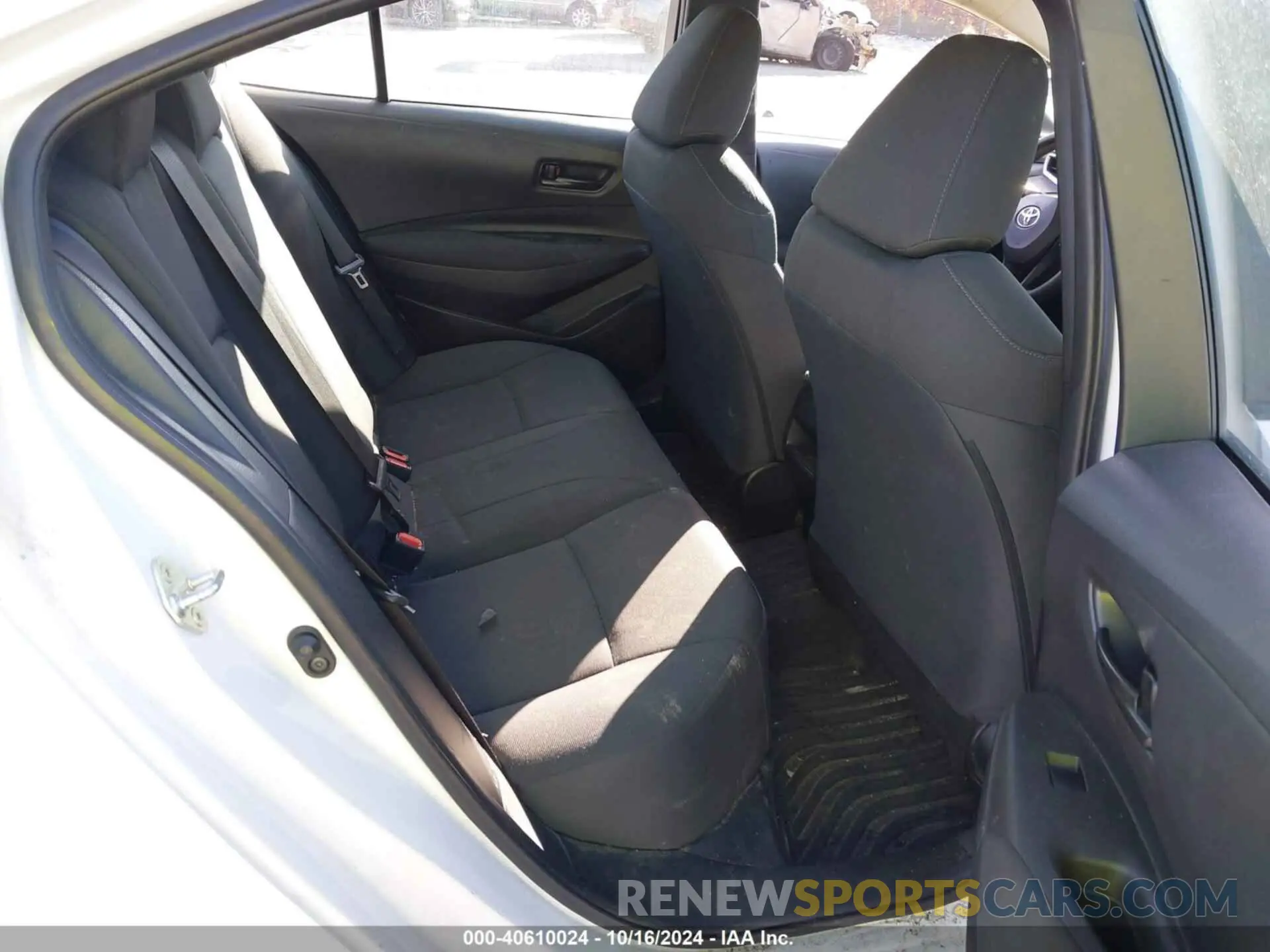 8 fotografías del automóvil dañado 5YFEPMAEXNP275813 TOYOTA COROLLA 2022