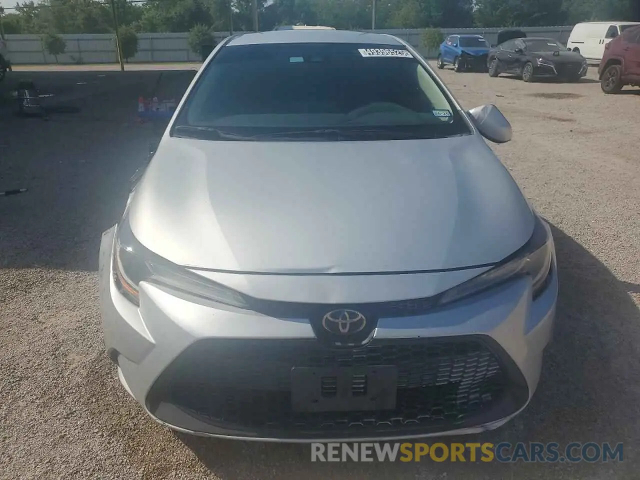 5 fotografías del automóvil dañado 5YFEPMAEXNP283653 TOYOTA COROLLA 2022