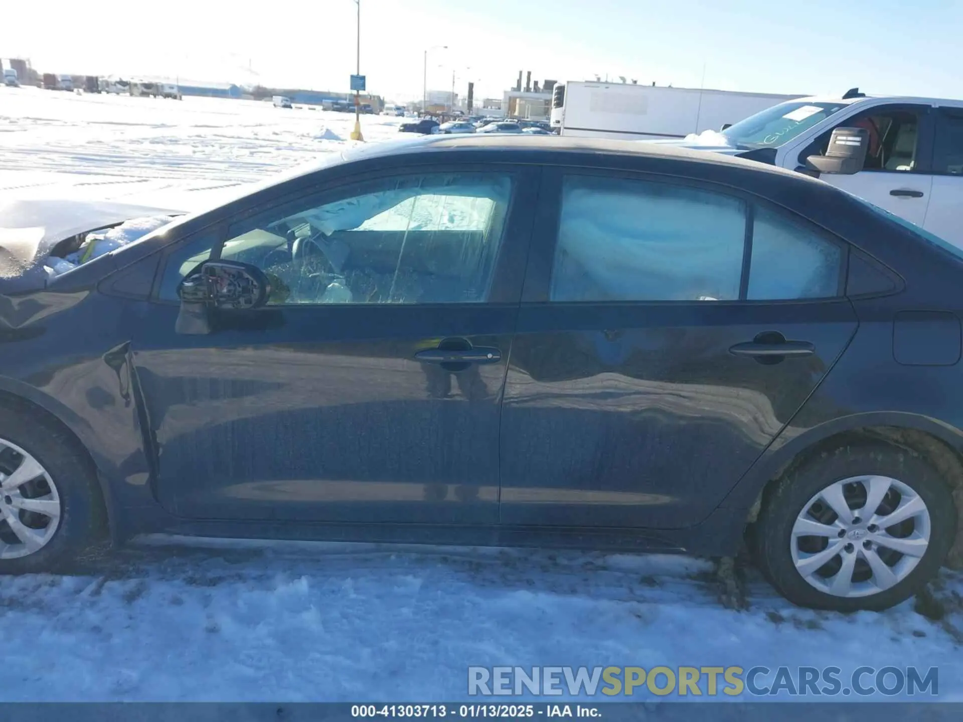 14 fotografías del automóvil dañado 5YFEPMAEXNP305182 TOYOTA COROLLA 2022