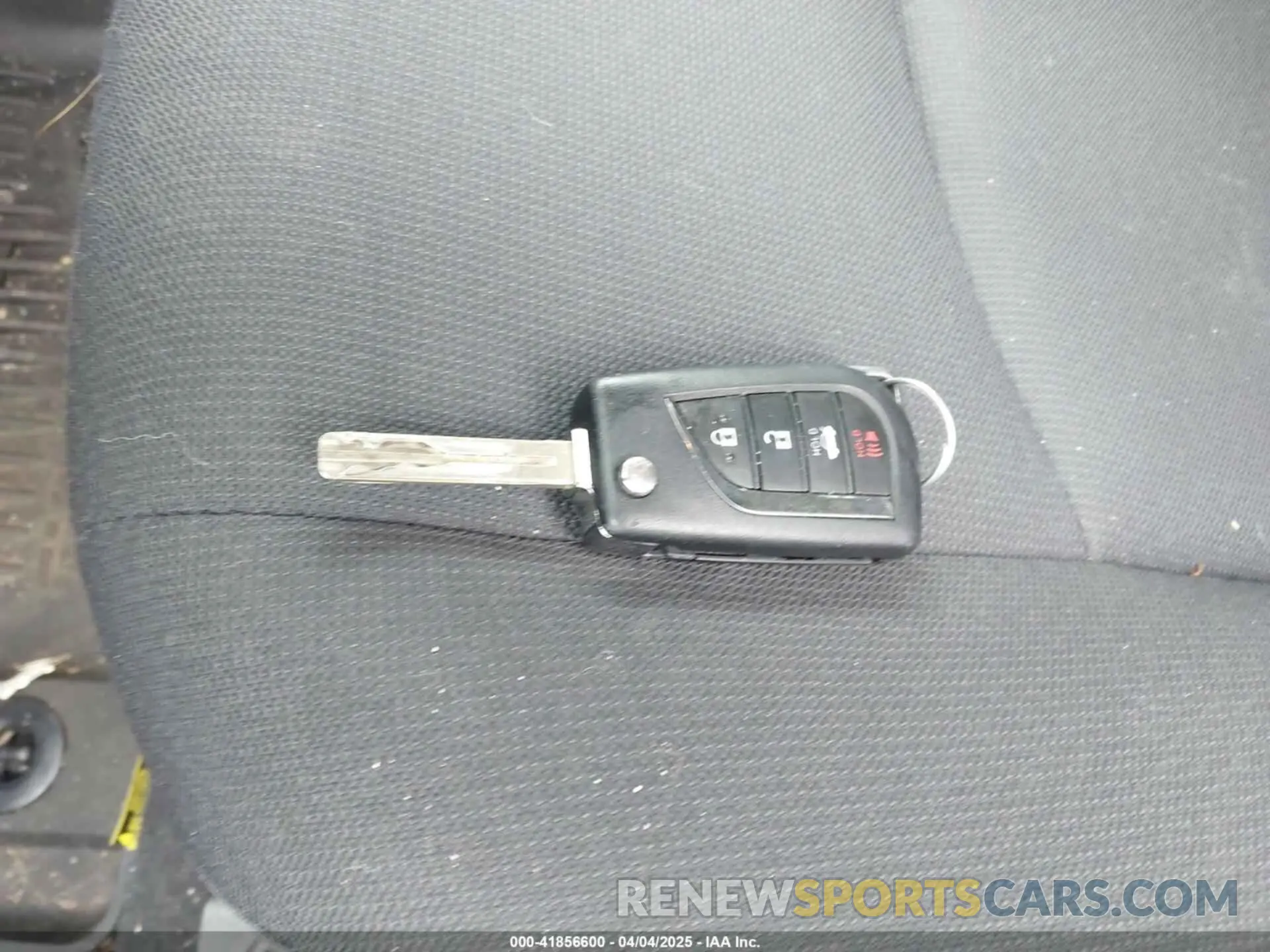 11 fotografías del automóvil dañado 5YFEPMAEXNP315906 TOYOTA COROLLA 2022