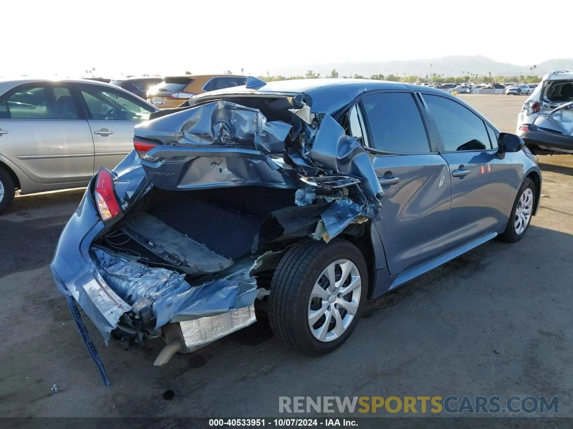 4 fotografías del automóvil dañado 5YFEPMAEXNP317591 TOYOTA COROLLA 2022