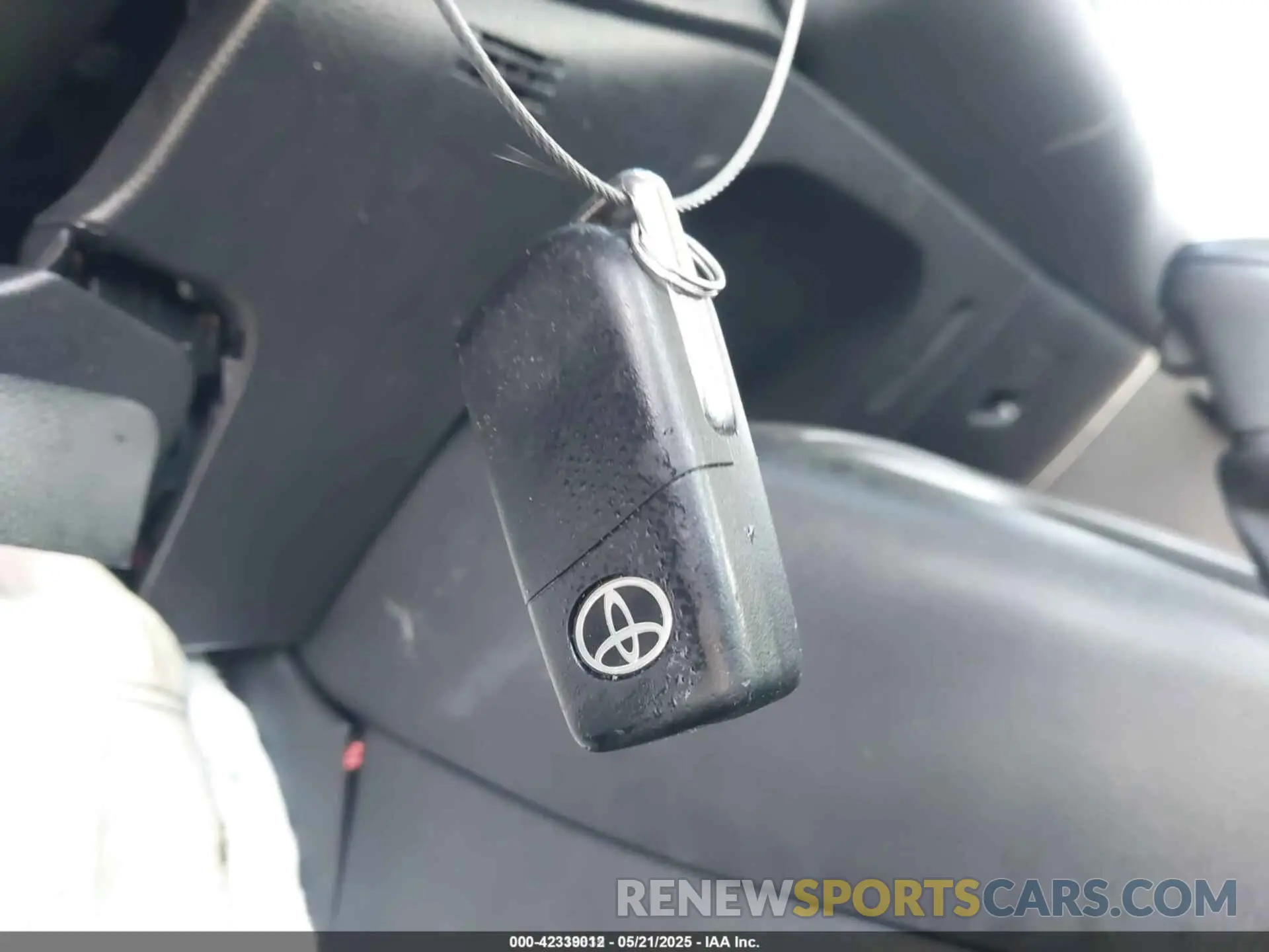 11 fotografías del automóvil dañado 5YFEPMAEXNP318580 TOYOTA COROLLA 2022