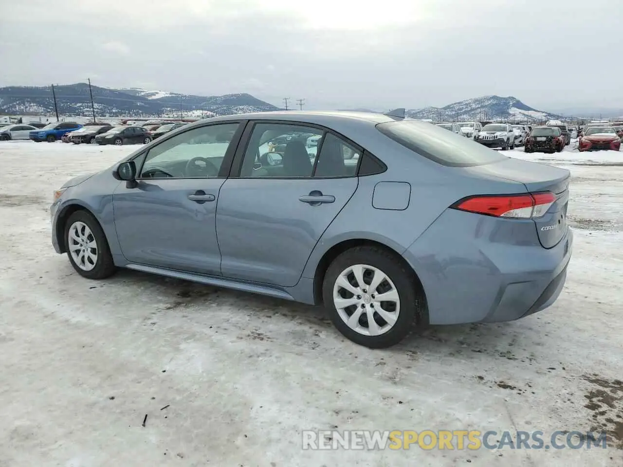 2 fotografías del automóvil dañado 5YFEPMAEXNP342118 TOYOTA COROLLA 2022