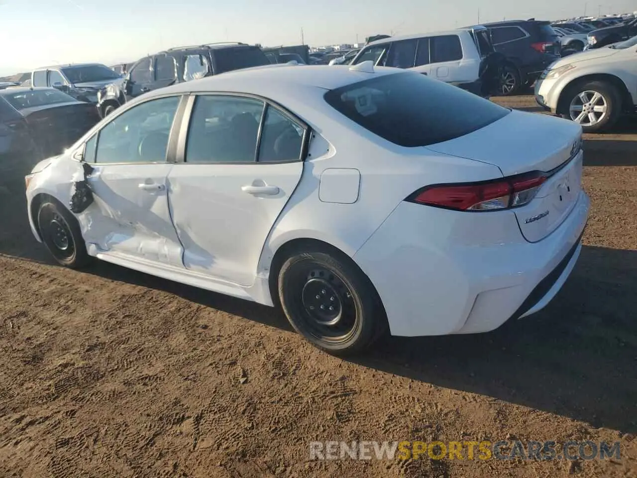 2 fotografías del automóvil dañado 5YFEPMAEXNP354544 TOYOTA COROLLA 2022