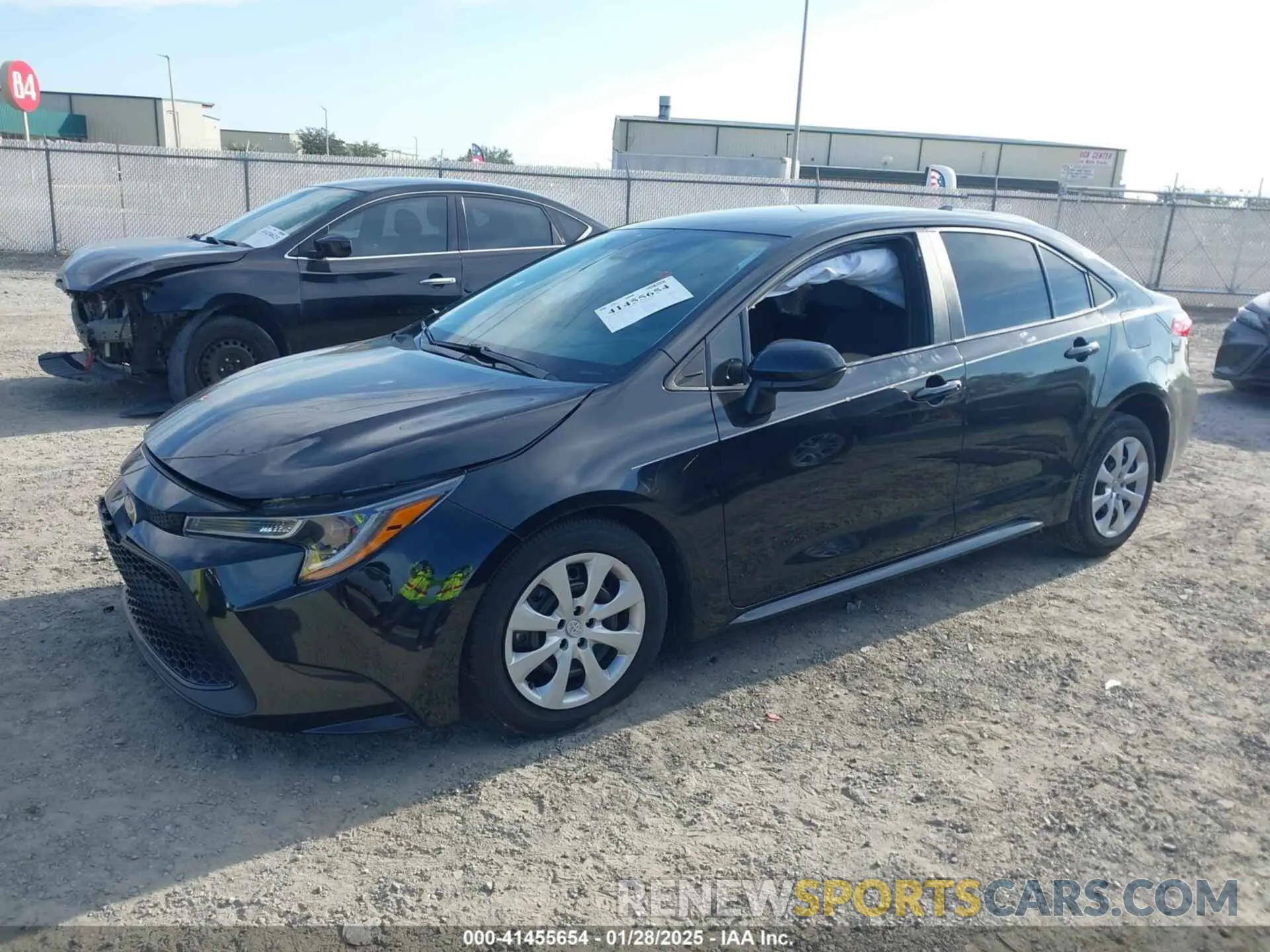 2 fotografías del automóvil dañado 5YFEPMAEXNP389584 TOYOTA COROLLA 2022
