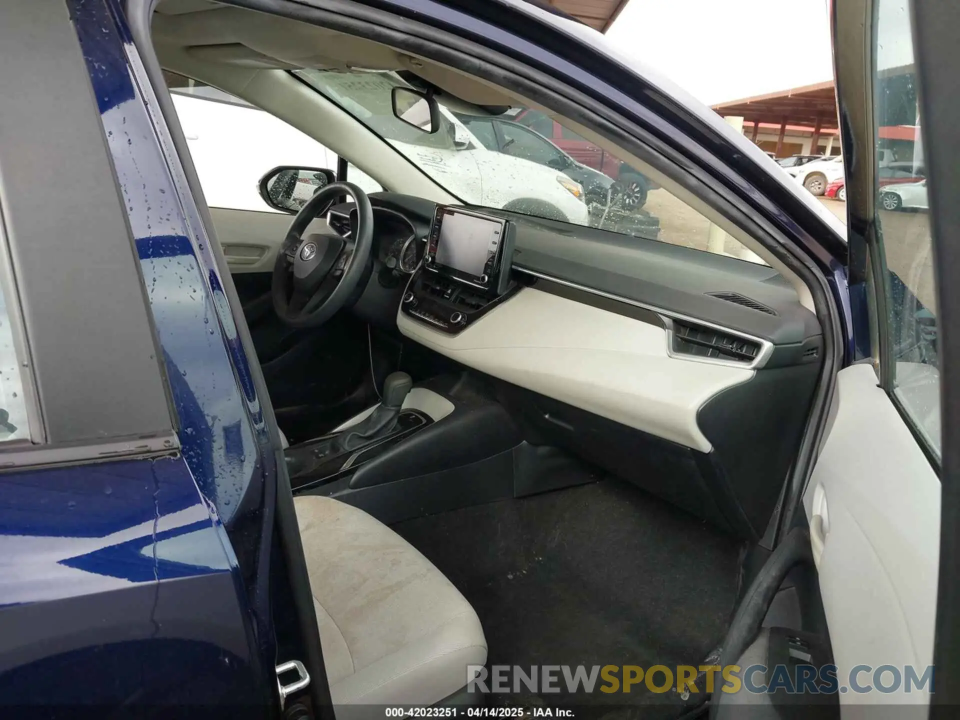 5 fotografías del automóvil dañado 5YFHPMAE8NP334547 TOYOTA COROLLA 2022
