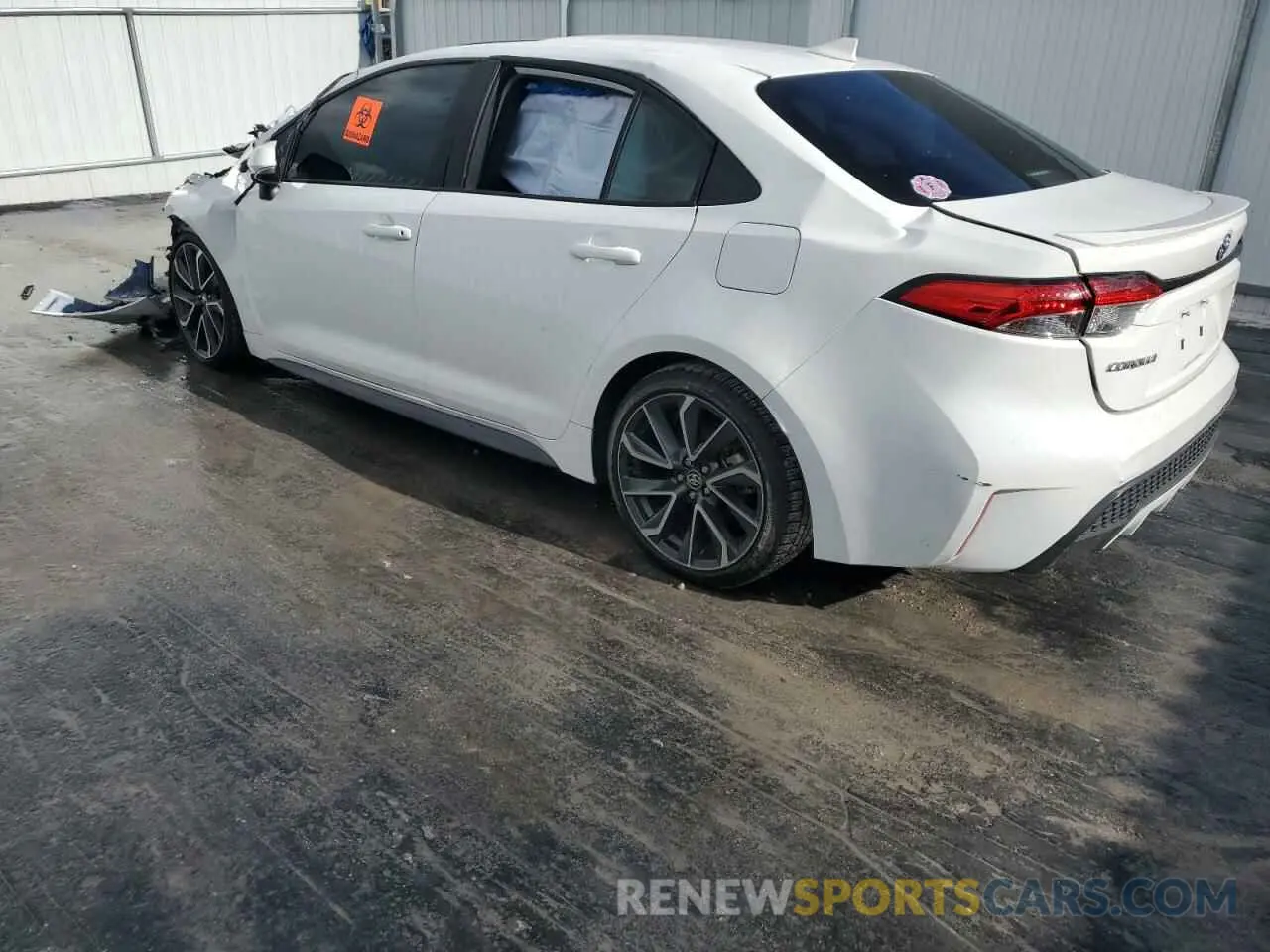 2 fotografías del automóvil dañado 5YFM4MCE5NP132172 TOYOTA COROLLA 2022