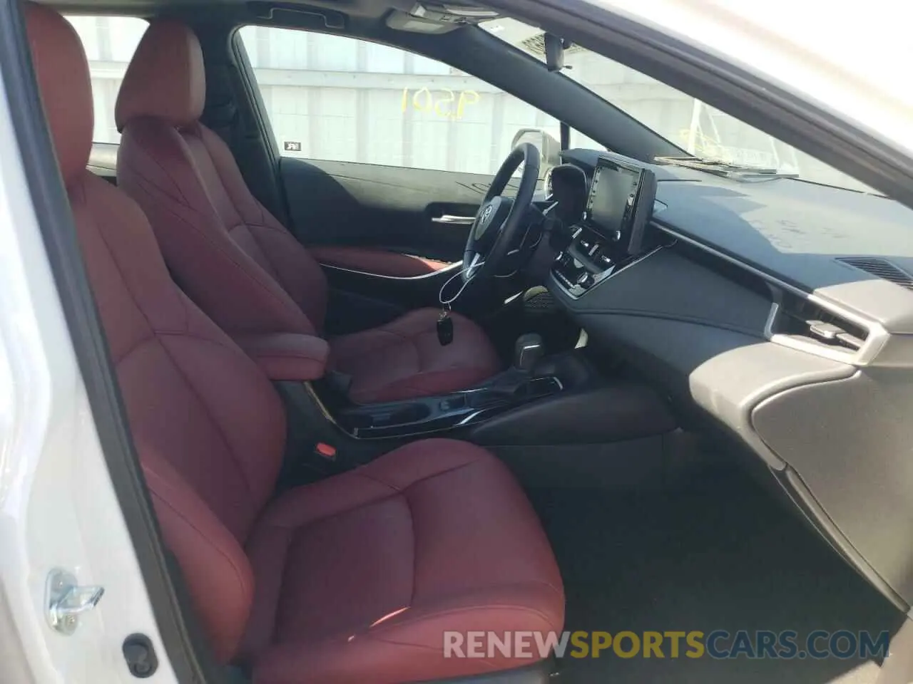 5 fotografías del automóvil dañado 5YFP4MCE0NP109296 TOYOTA COROLLA 2022