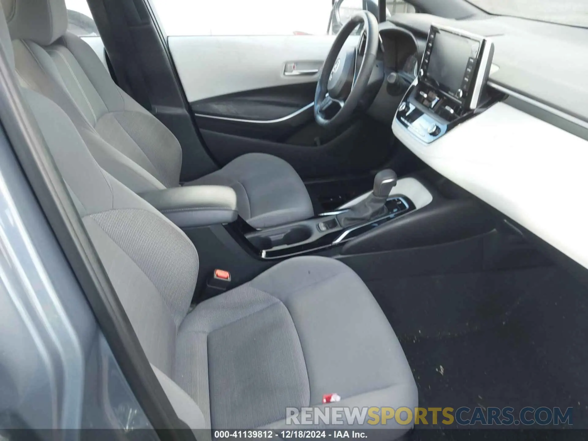 5 fotografías del automóvil dañado 5YFP4MCE5NP110119 TOYOTA COROLLA 2022