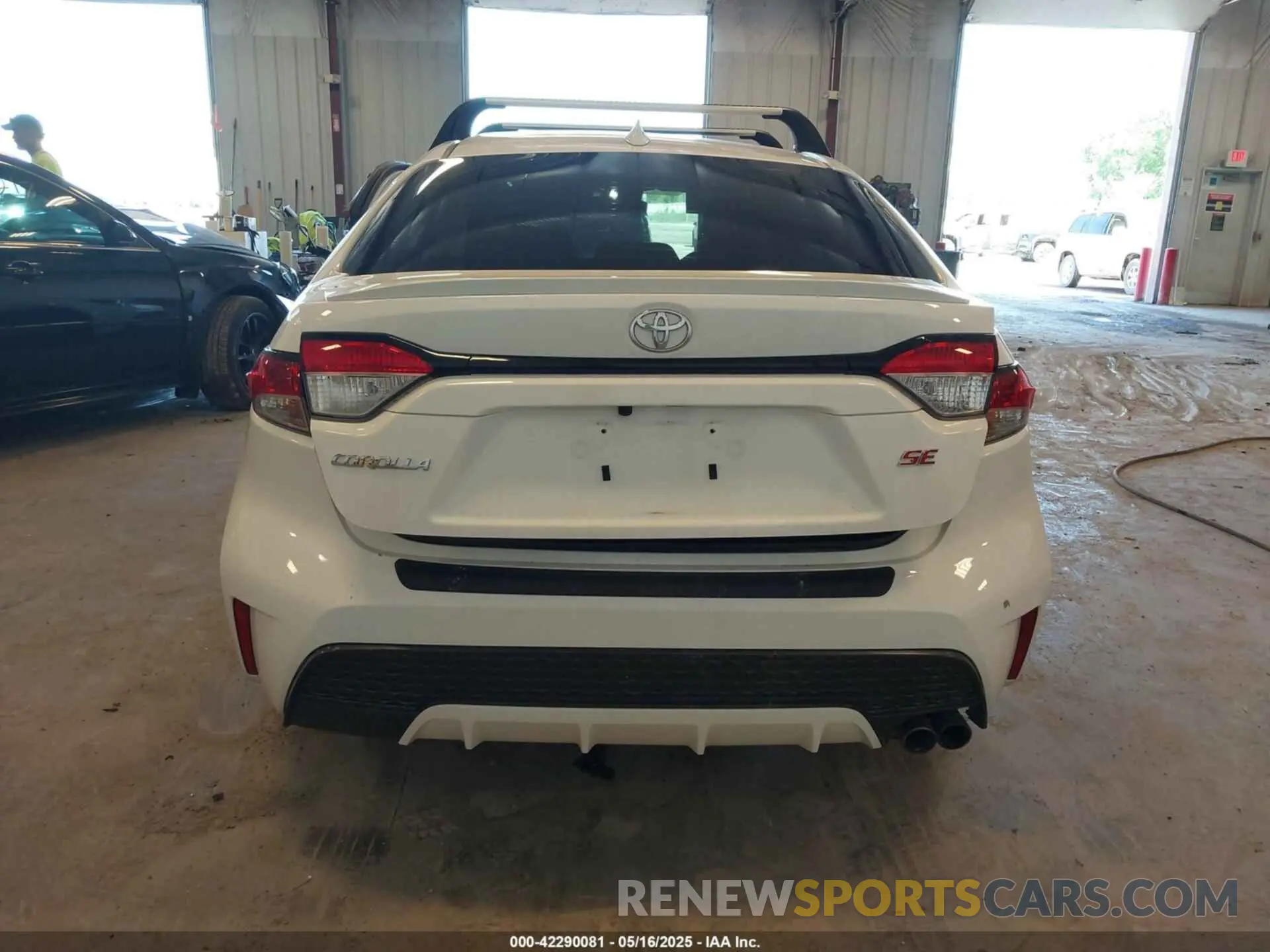 16 fotografías del automóvil dañado 5YFP4MCE5NP137725 TOYOTA COROLLA 2022