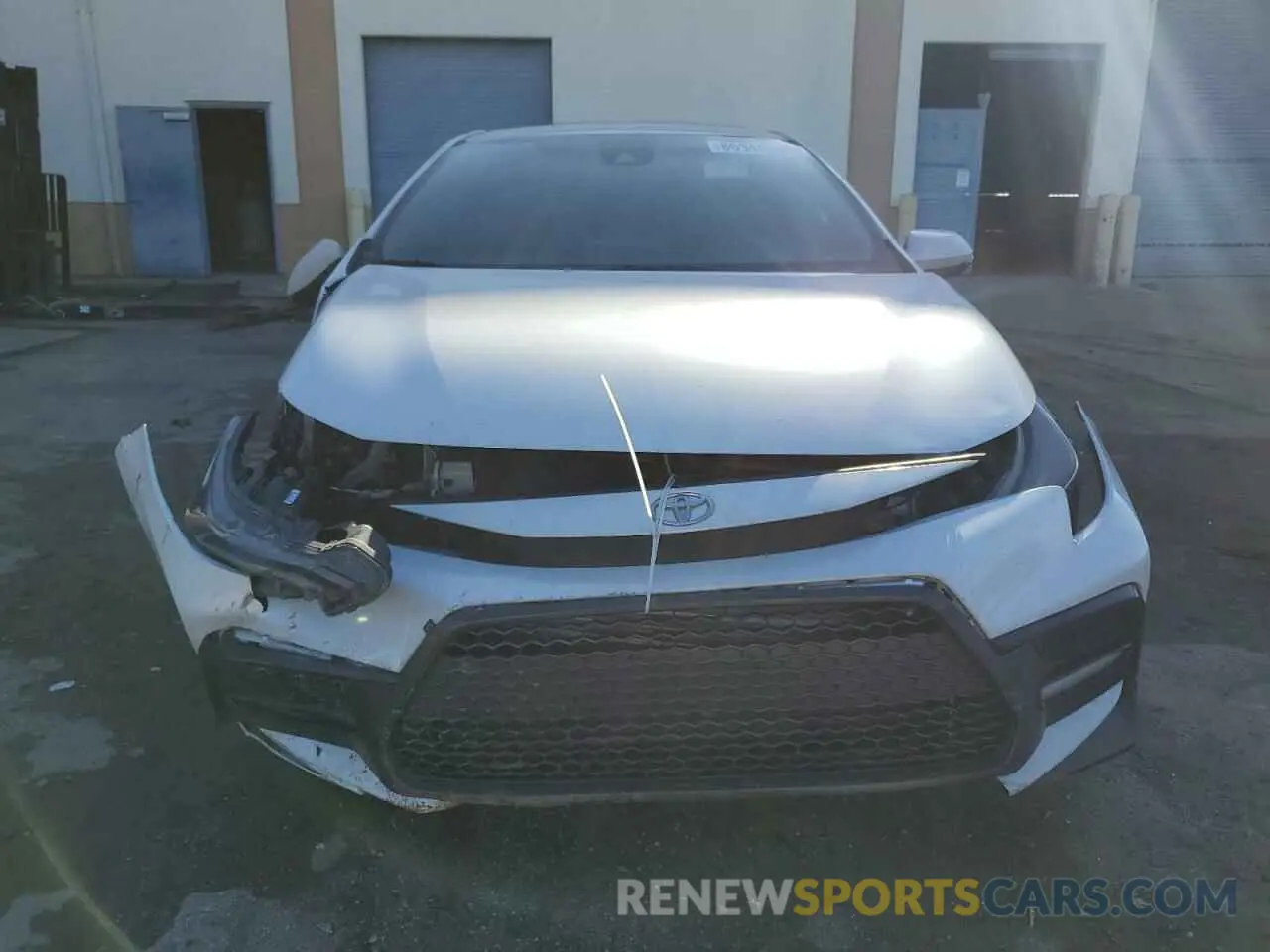 5 fotografías del automóvil dañado 5YFP4MCE8NP107036 TOYOTA COROLLA 2022