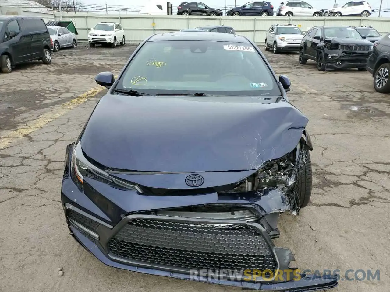5 fotografías del automóvil dañado 5YFP4MCE9NP101844 TOYOTA COROLLA 2022