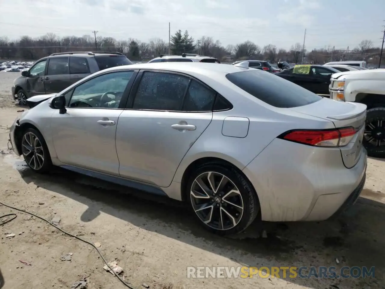 2 fotografías del automóvil dañado 5YFS4MCE1NP103355 TOYOTA COROLLA 2022