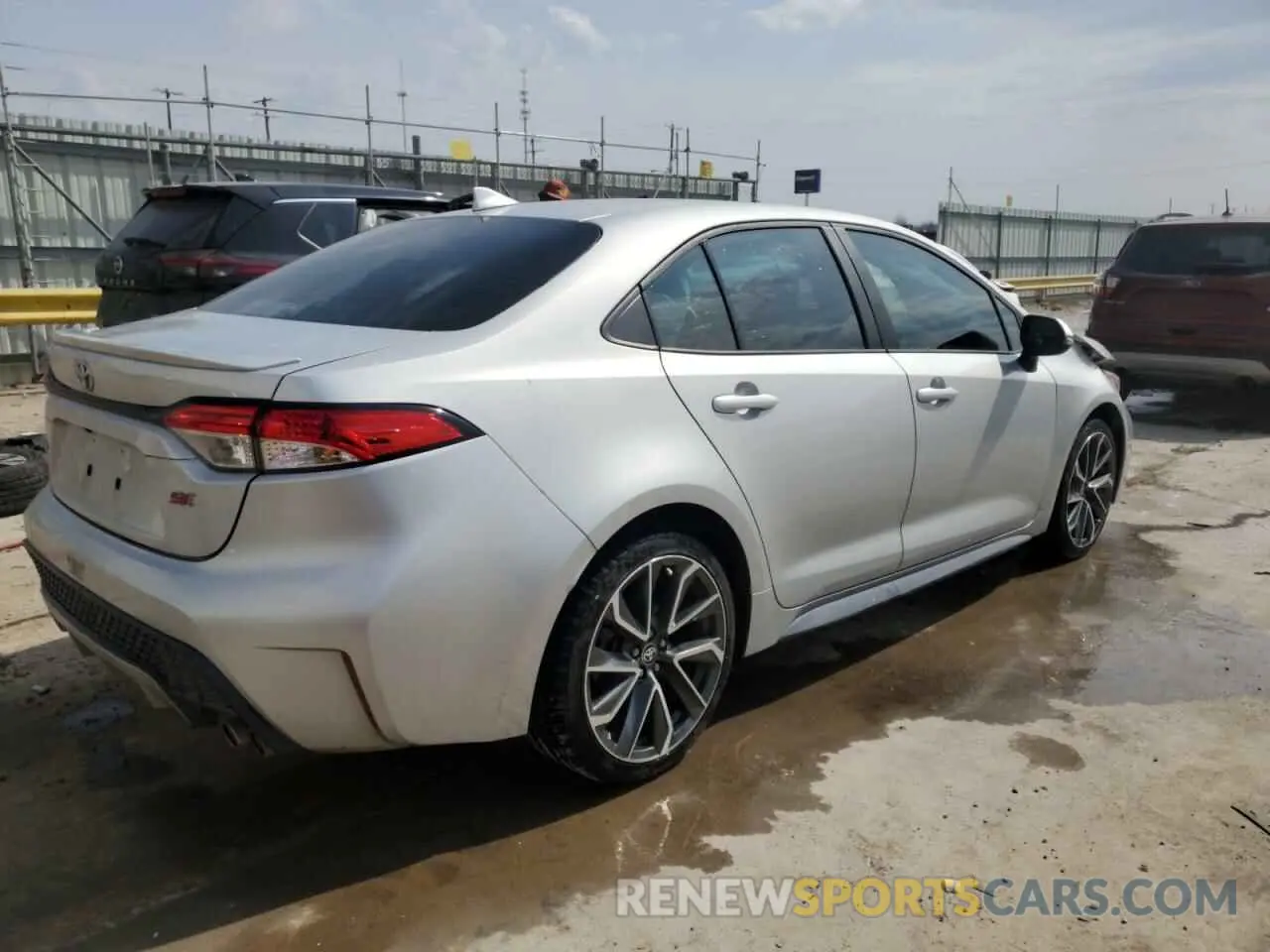3 fotografías del automóvil dañado 5YFS4MCE1NP103355 TOYOTA COROLLA 2022