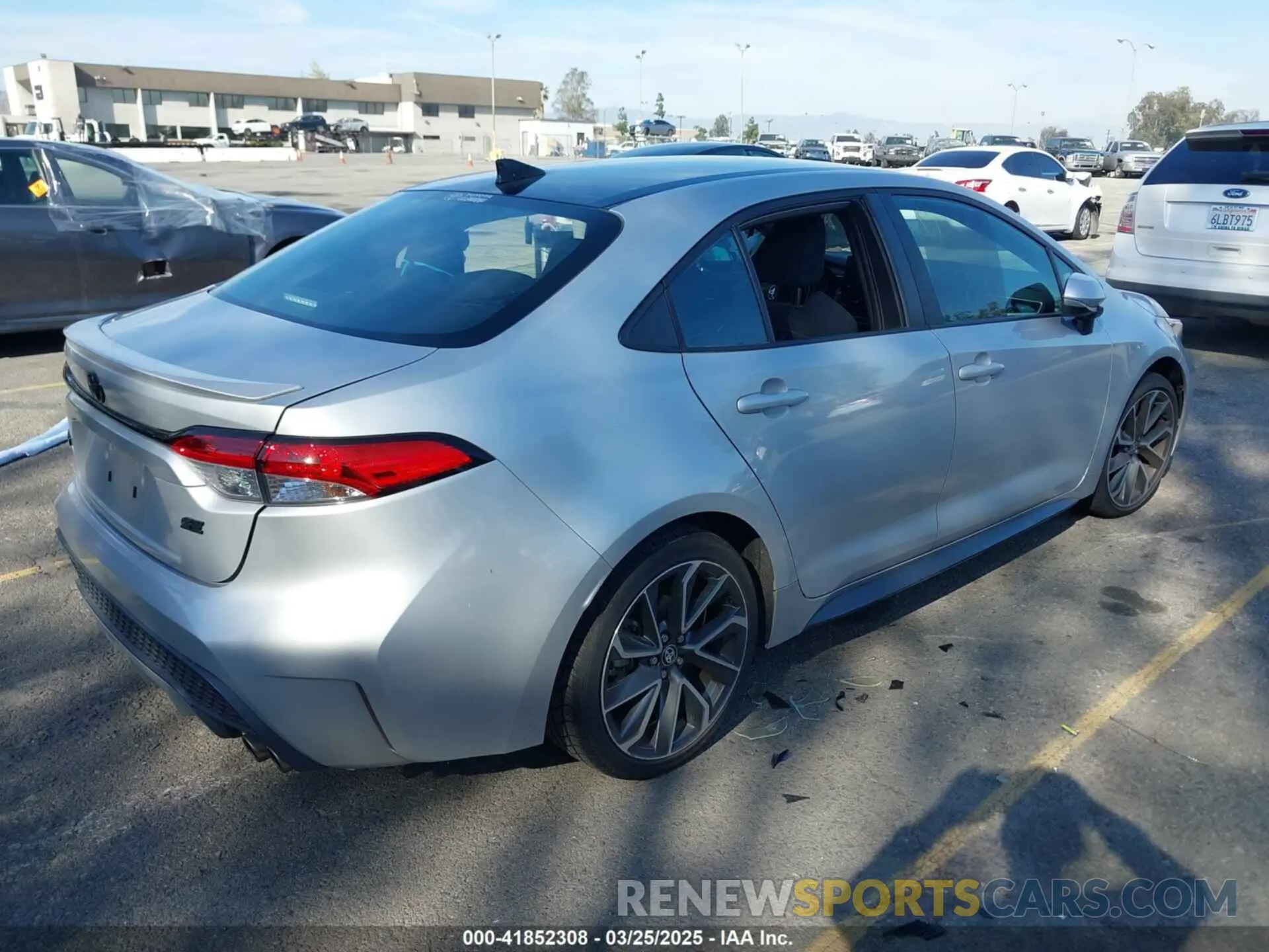 4 fotografías del automóvil dañado 5YFS4MCE1NP115103 TOYOTA COROLLA 2022