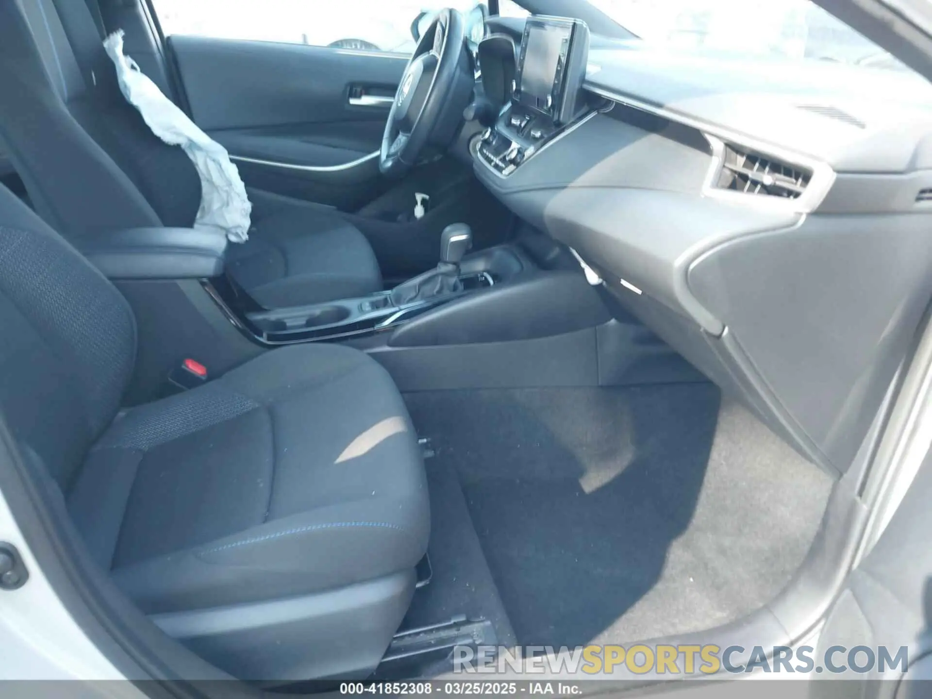 5 fotografías del automóvil dañado 5YFS4MCE1NP115103 TOYOTA COROLLA 2022