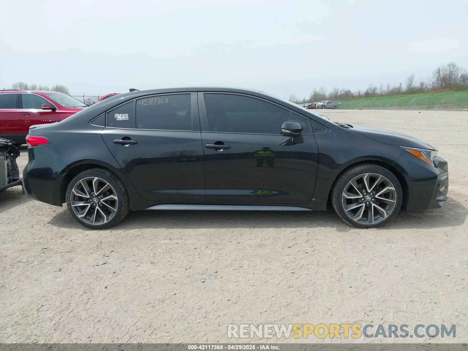 13 fotografías del automóvil dañado 5YFS4MCE1NP127316 TOYOTA COROLLA 2022