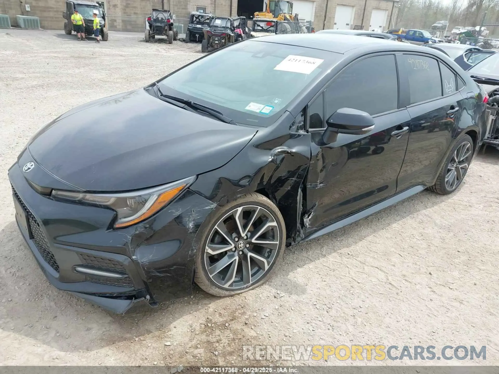 2 fotografías del automóvil dañado 5YFS4MCE1NP127316 TOYOTA COROLLA 2022