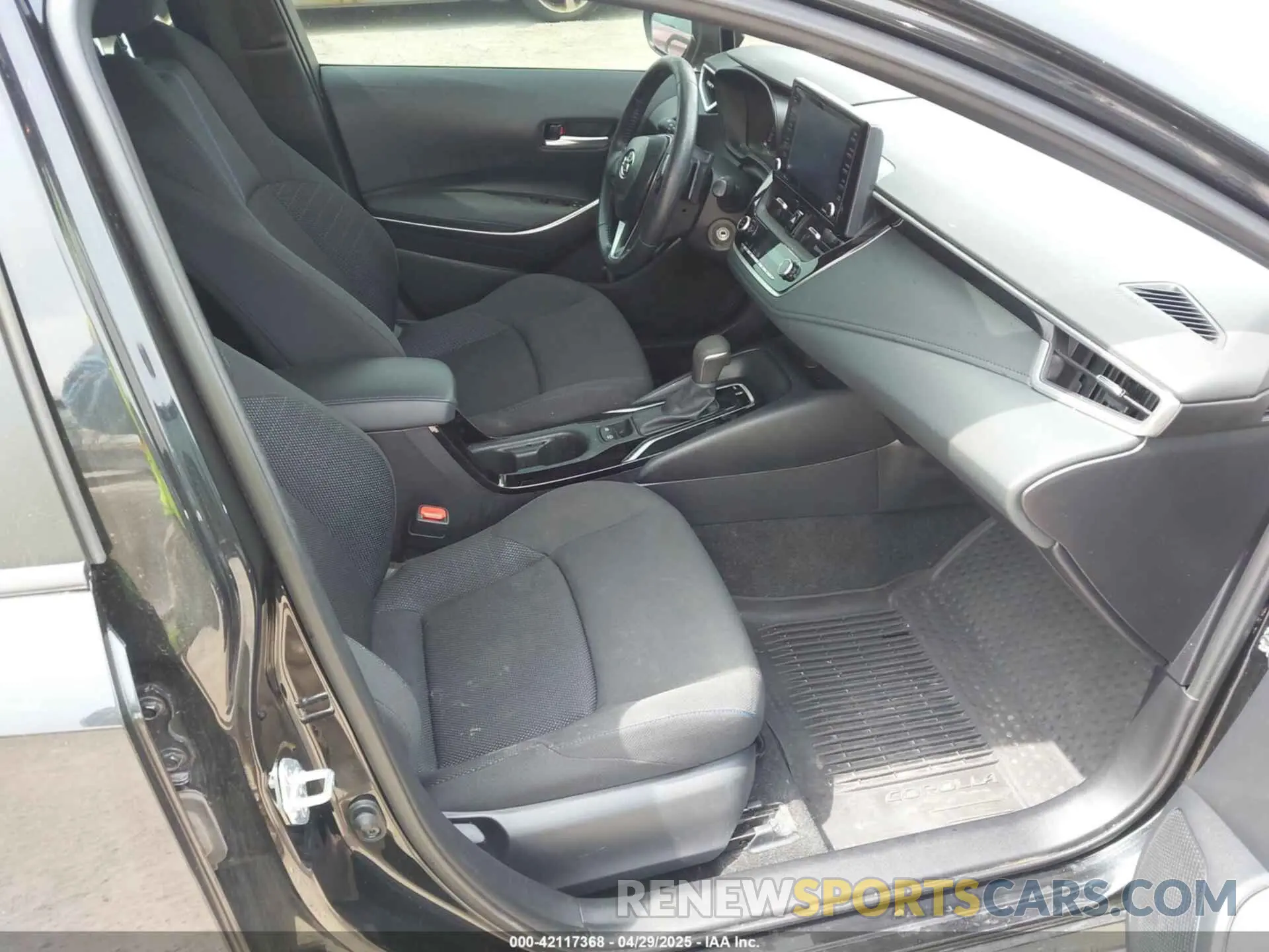5 fotografías del automóvil dañado 5YFS4MCE1NP127316 TOYOTA COROLLA 2022