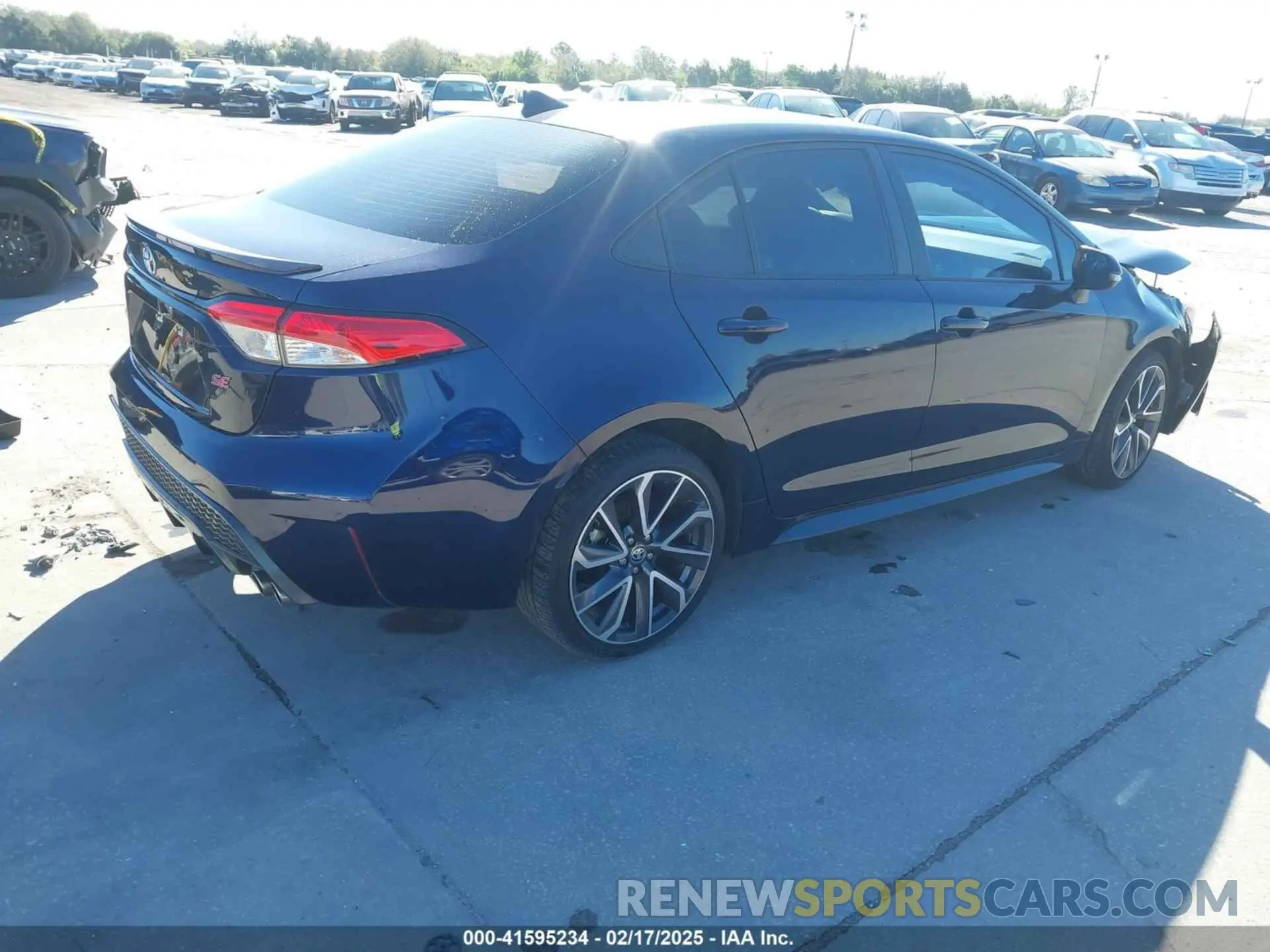 4 fotografías del automóvil dañado 5YFS4MCE2NP123629 TOYOTA COROLLA 2022