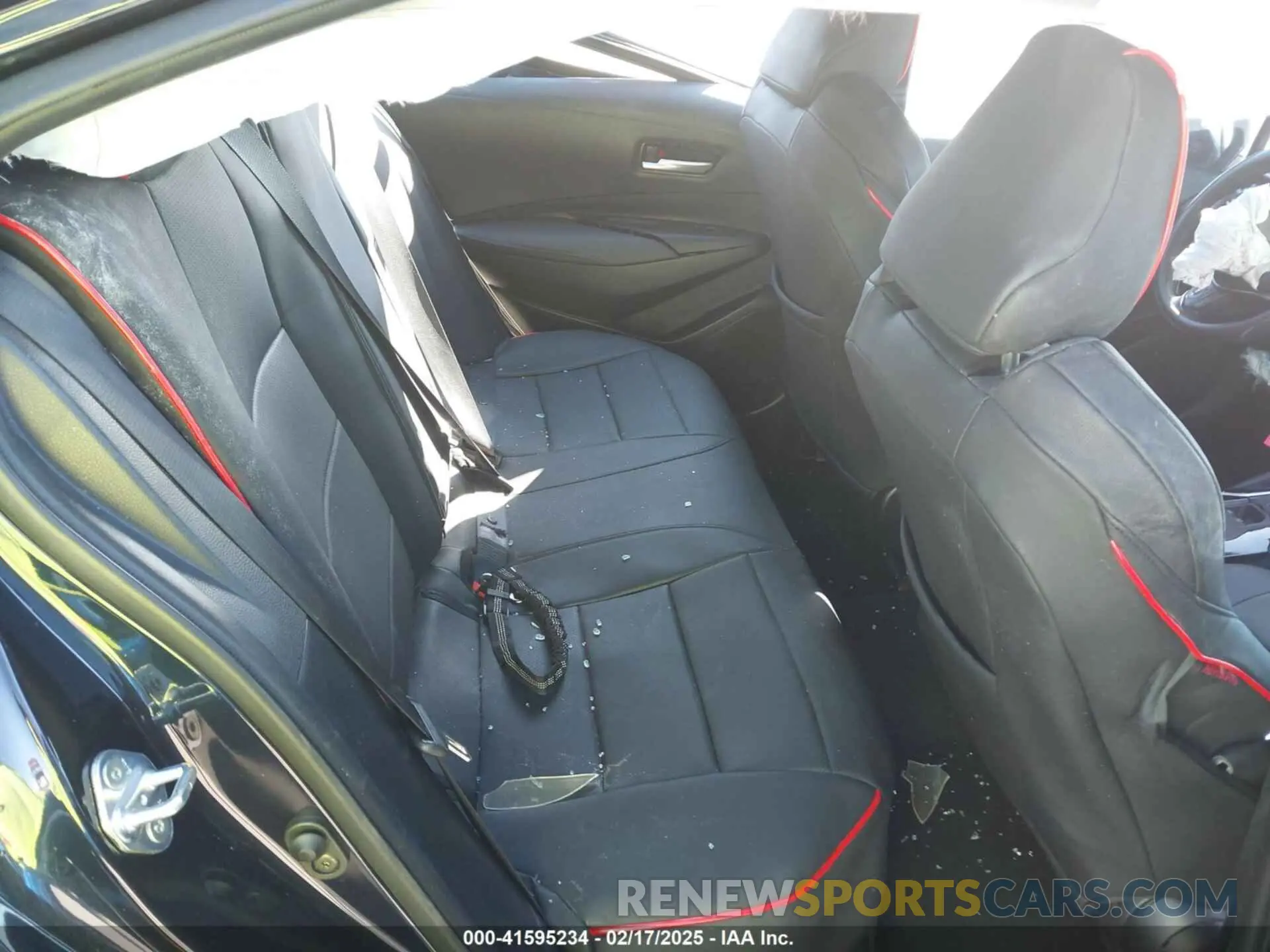 8 fotografías del automóvil dañado 5YFS4MCE2NP123629 TOYOTA COROLLA 2022