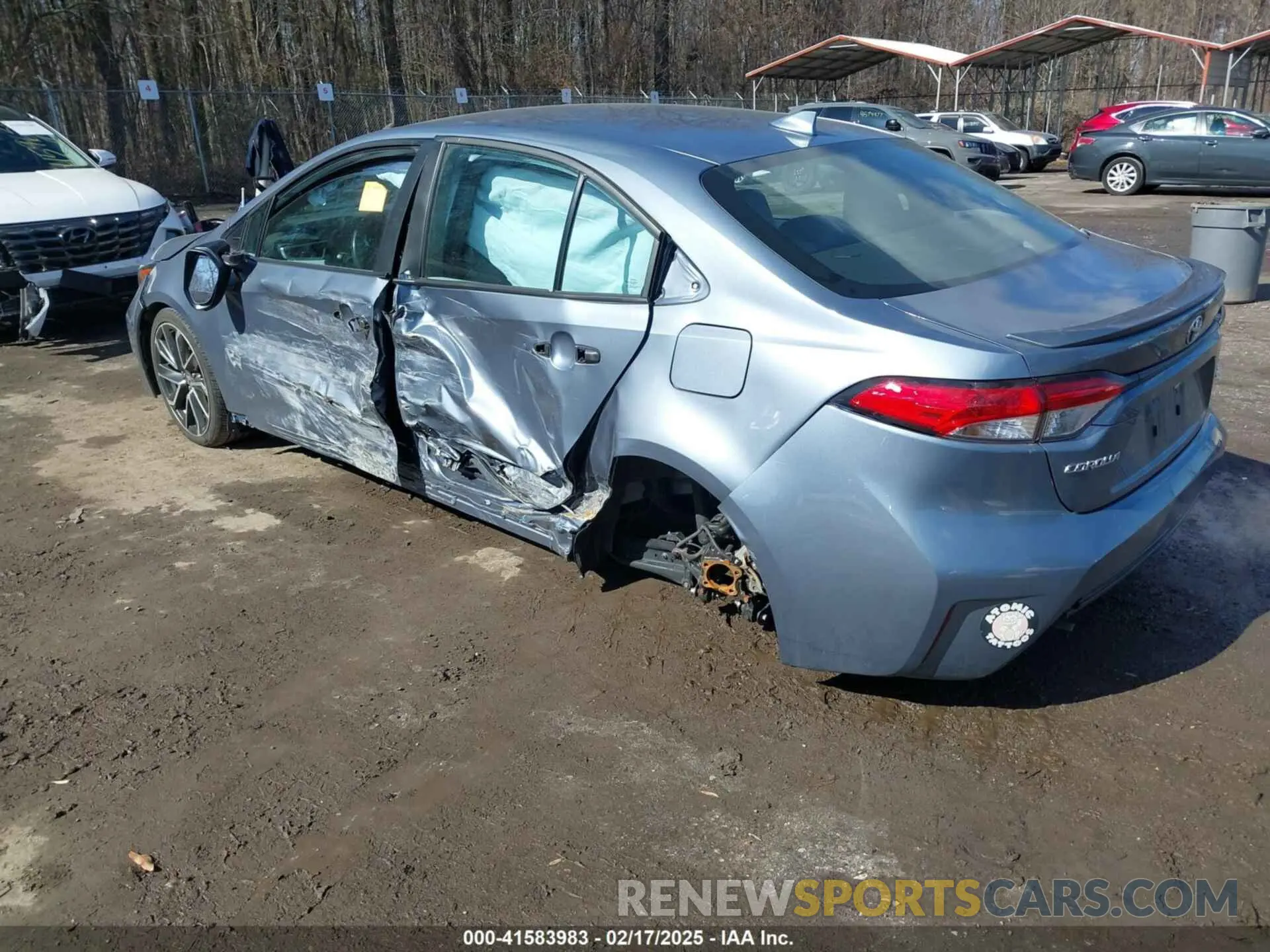3 fotografías del automóvil dañado 5YFS4MCE2NP133089 TOYOTA COROLLA 2022