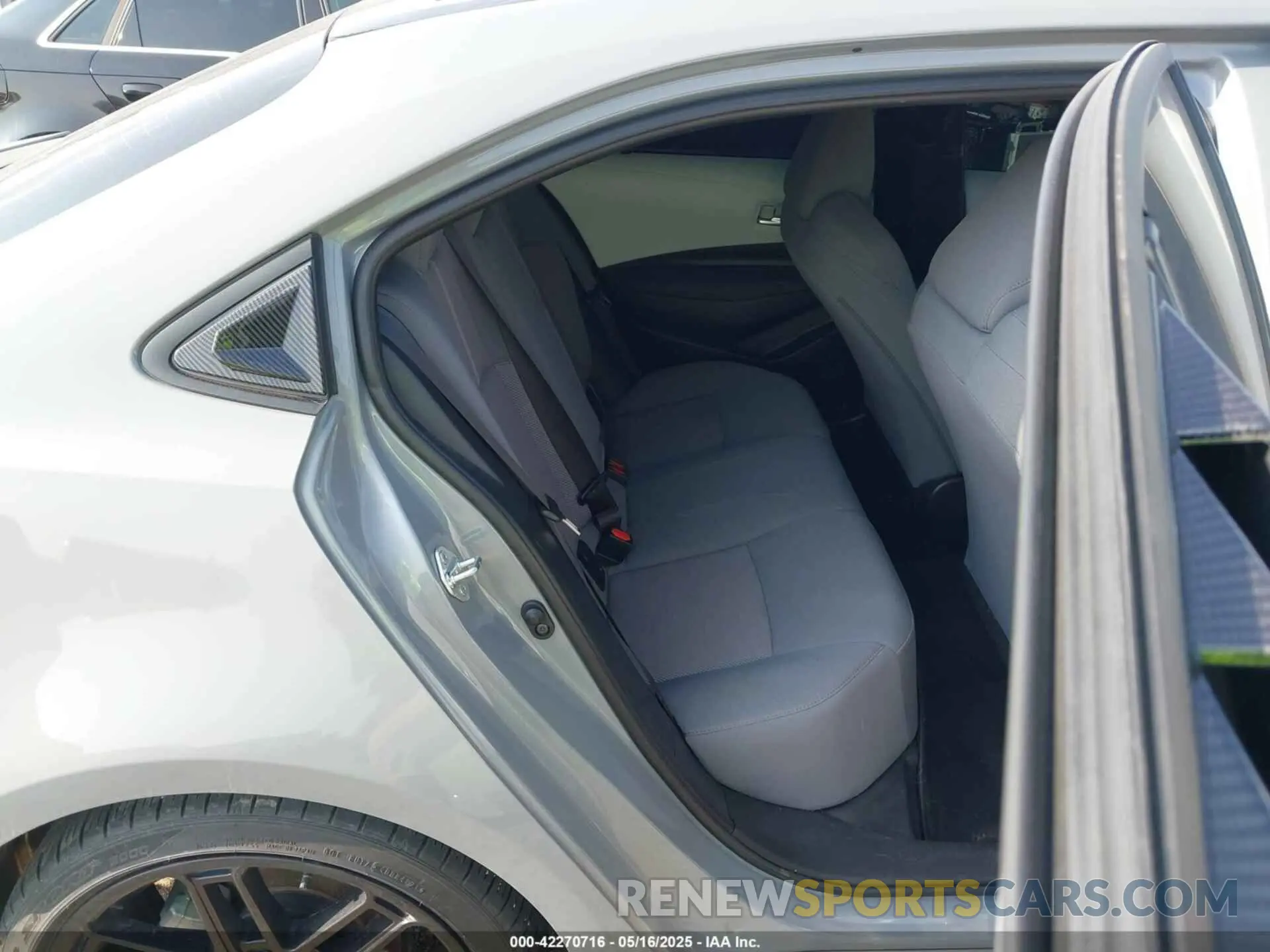 8 fotografías del automóvil dañado 5YFS4MCE3NP129987 TOYOTA COROLLA 2022