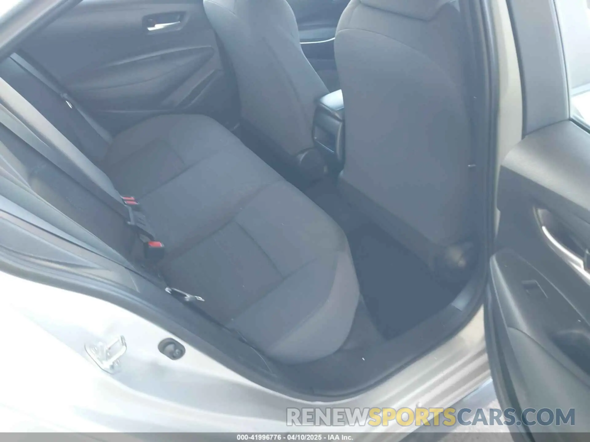 8 fotografías del automóvil dañado 5YFS4MCE3NP131626 TOYOTA COROLLA 2022