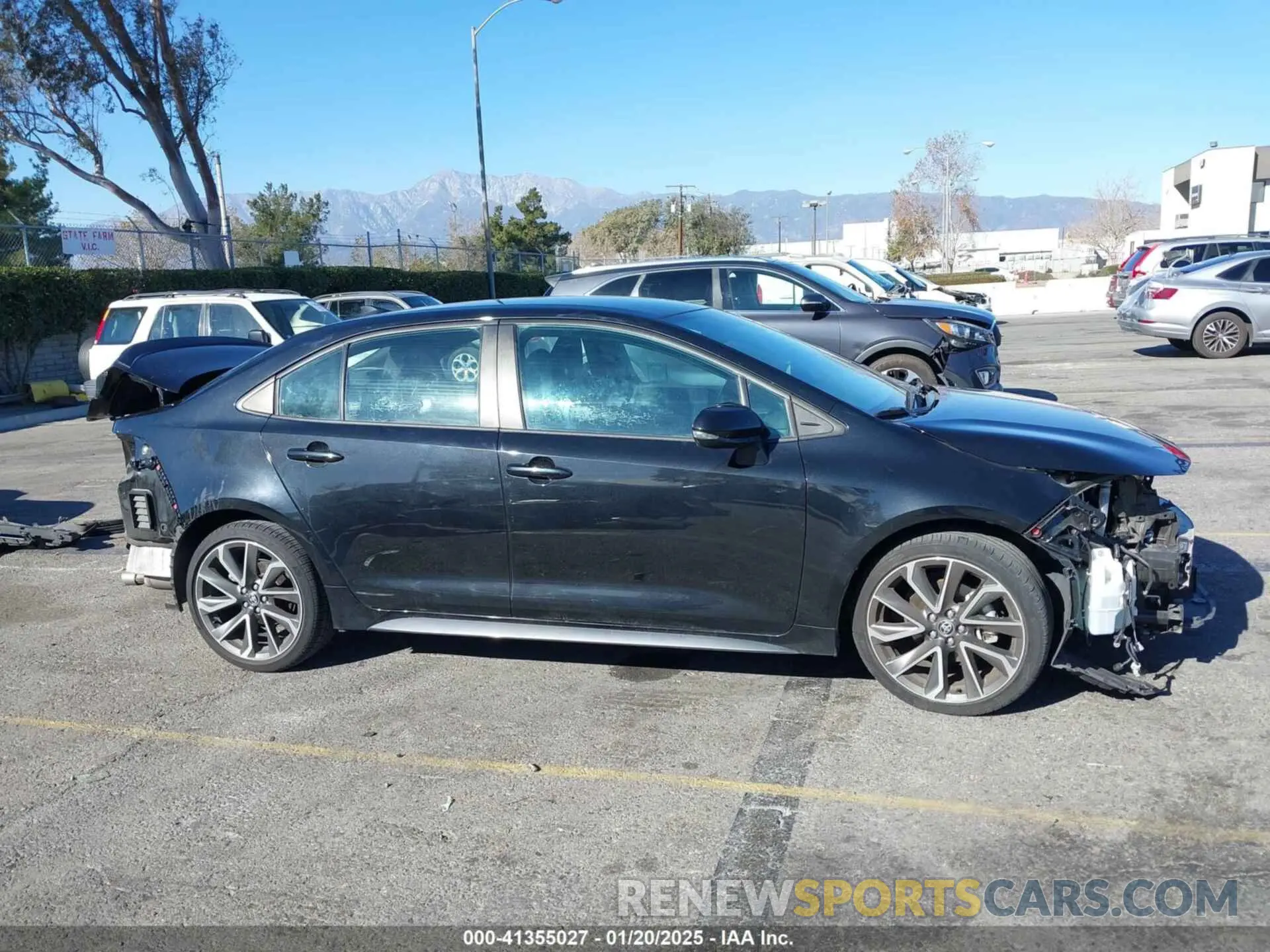 14 fotografías del automóvil dañado 5YFS4MCE4NP111790 TOYOTA COROLLA 2022