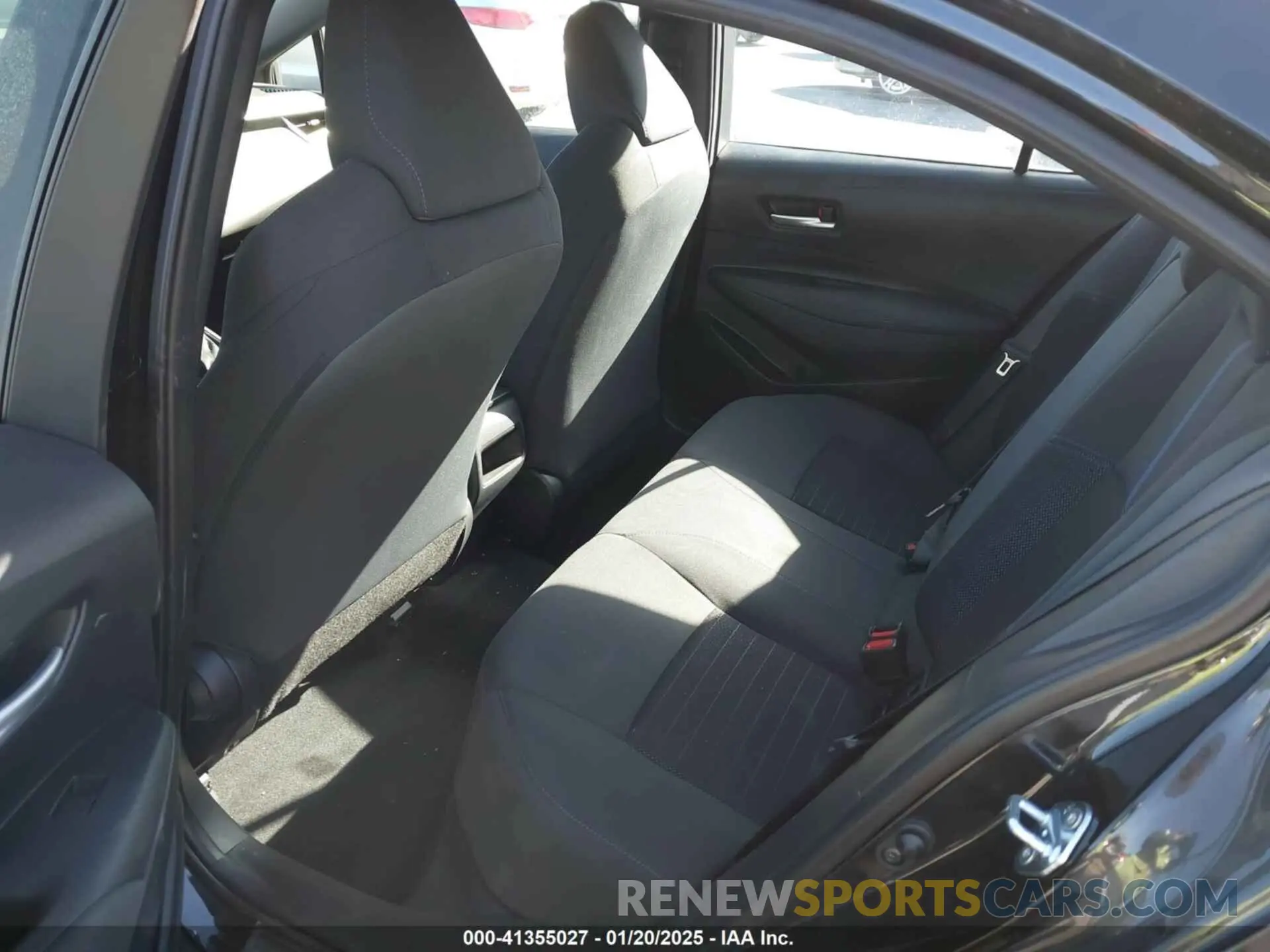 8 fotografías del automóvil dañado 5YFS4MCE4NP111790 TOYOTA COROLLA 2022