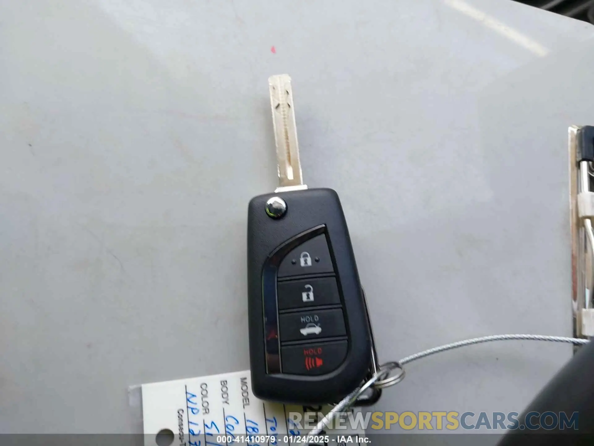 11 fotografías del automóvil dañado 5YFS4MCE4NP123325 TOYOTA COROLLA 2022