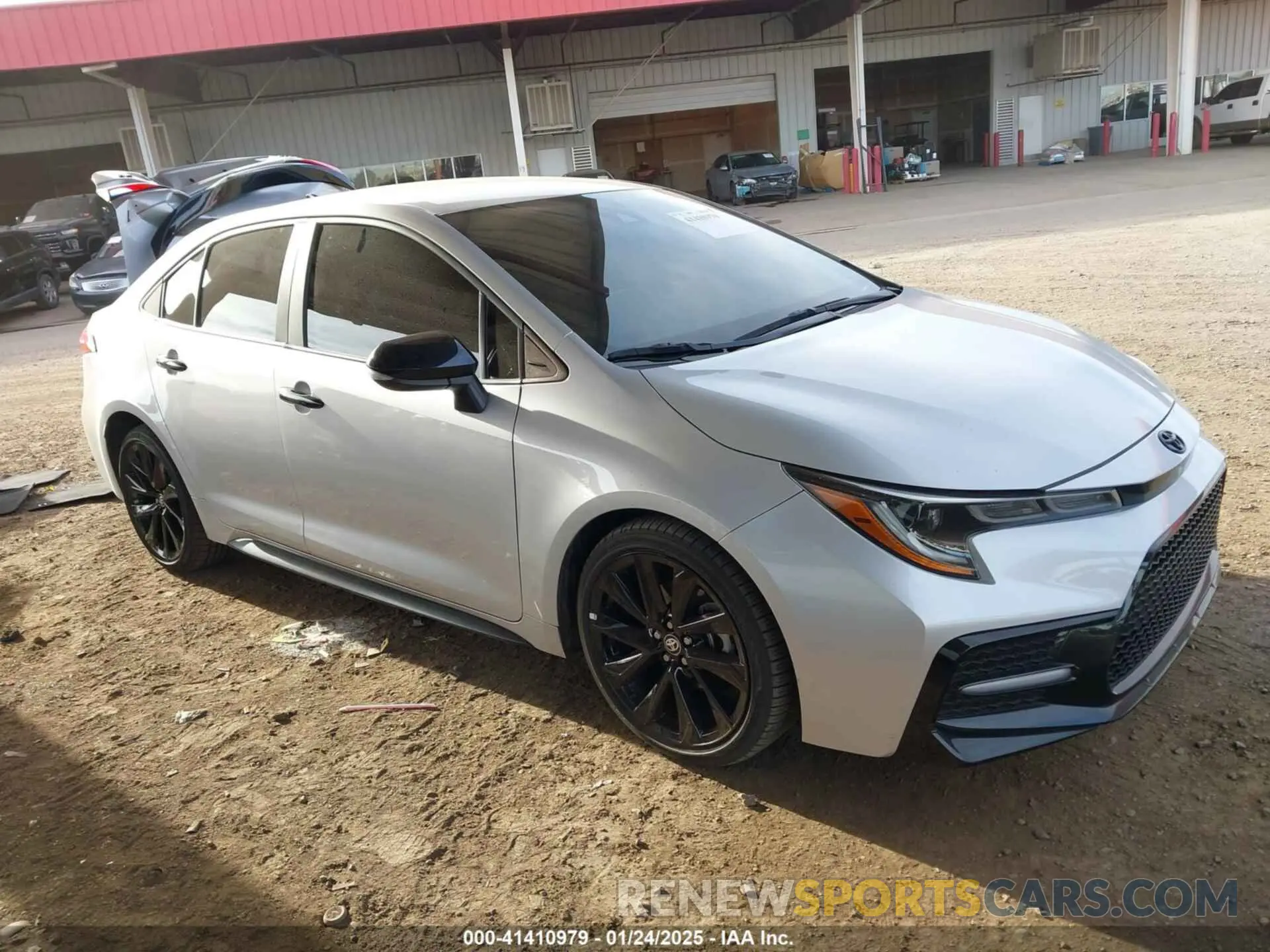 13 fotografías del automóvil dañado 5YFS4MCE4NP123325 TOYOTA COROLLA 2022