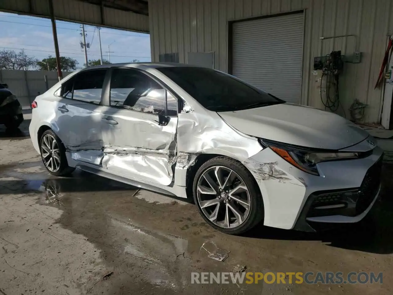 4 fotografías del automóvil dañado 5YFS4MCE4NP131313 TOYOTA COROLLA 2022