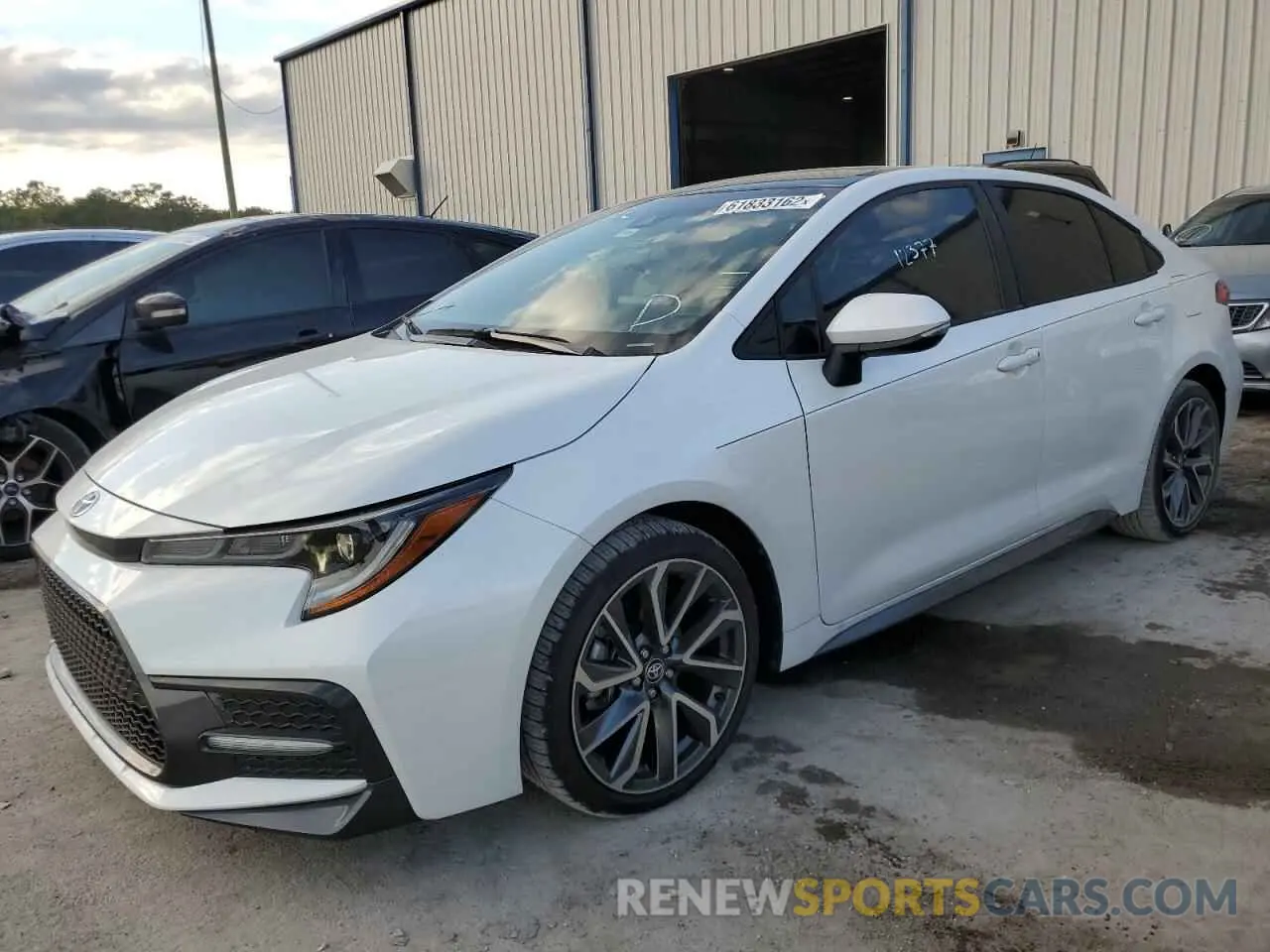 2 fotografías del automóvil dañado 5YFS4MCE5NP103228 TOYOTA COROLLA 2022
