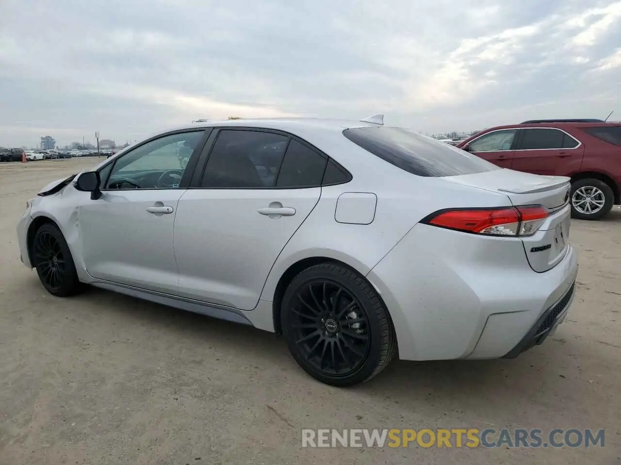2 fotografías del automóvil dañado 5YFS4MCE5NP106453 TOYOTA COROLLA 2022