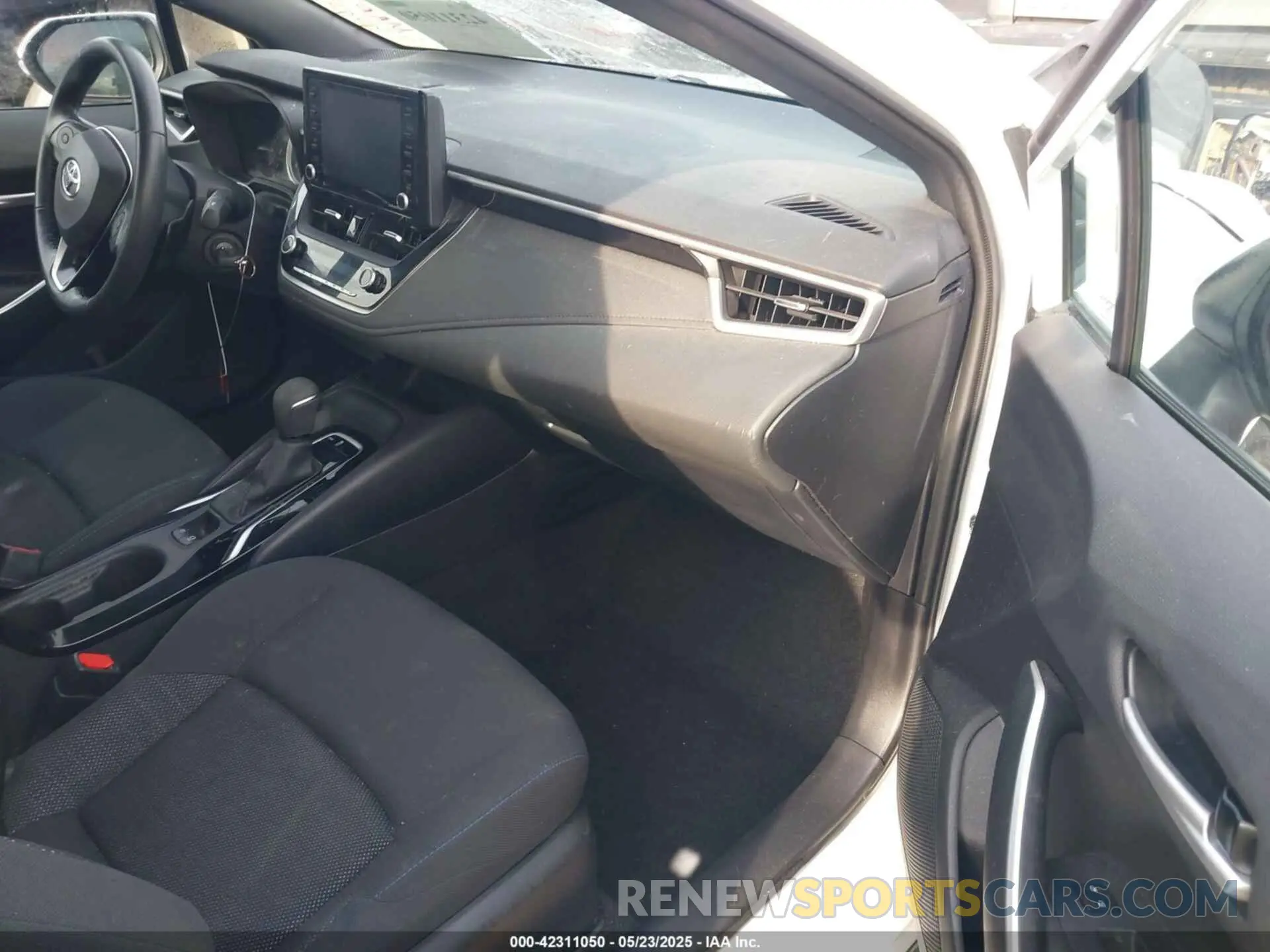 5 fotografías del automóvil dañado 5YFS4MCE6NP108714 TOYOTA COROLLA 2022