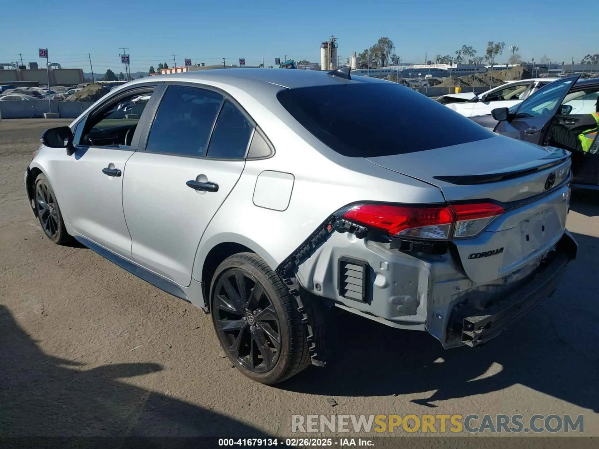 3 fotografías del automóvil dañado 5YFS4MCE6NP111970 TOYOTA COROLLA 2022