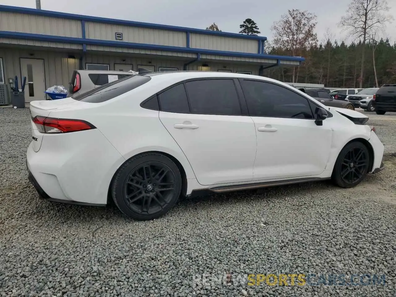 3 fotografías del automóvil dañado 5YFS4MCE6NP114304 TOYOTA COROLLA 2022