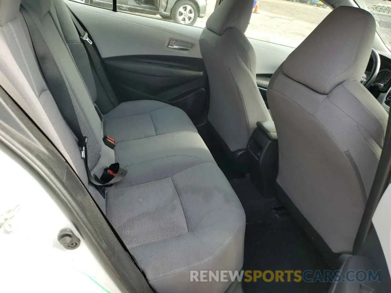 10 fotografías del automóvil dañado 5YFS4MCE6NP121219 TOYOTA COROLLA 2022