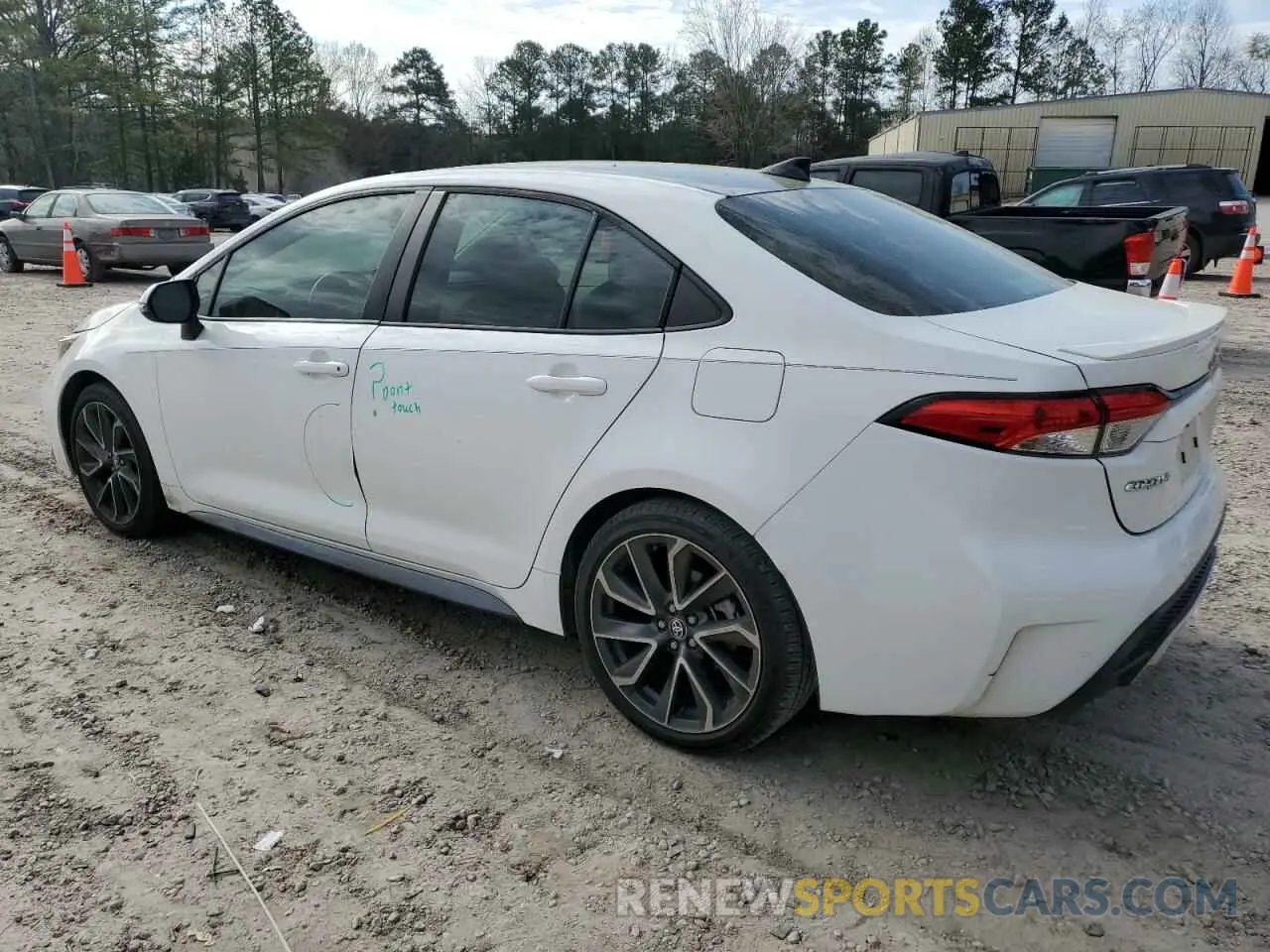 2 fotografías del automóvil dañado 5YFS4MCE6NP121219 TOYOTA COROLLA 2022