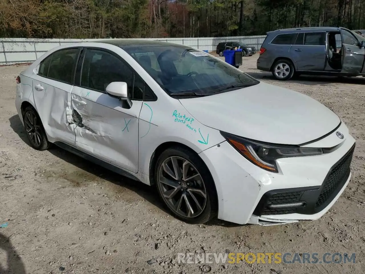4 fotografías del automóvil dañado 5YFS4MCE6NP121219 TOYOTA COROLLA 2022