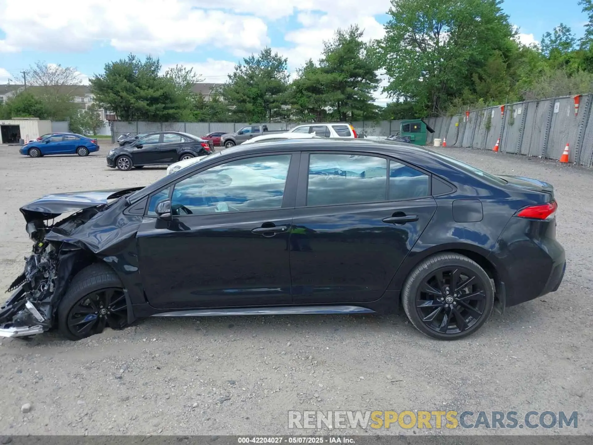14 fotografías del automóvil dañado 5YFS4MCE6NP127683 TOYOTA COROLLA 2022